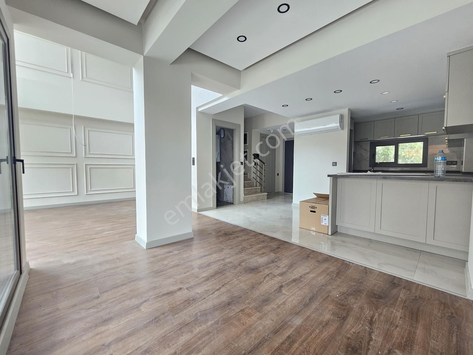 Eu Gayrimenkulden Denize Yakın Site İçinde Havuzlu 4+1 Villa - Görsel 4