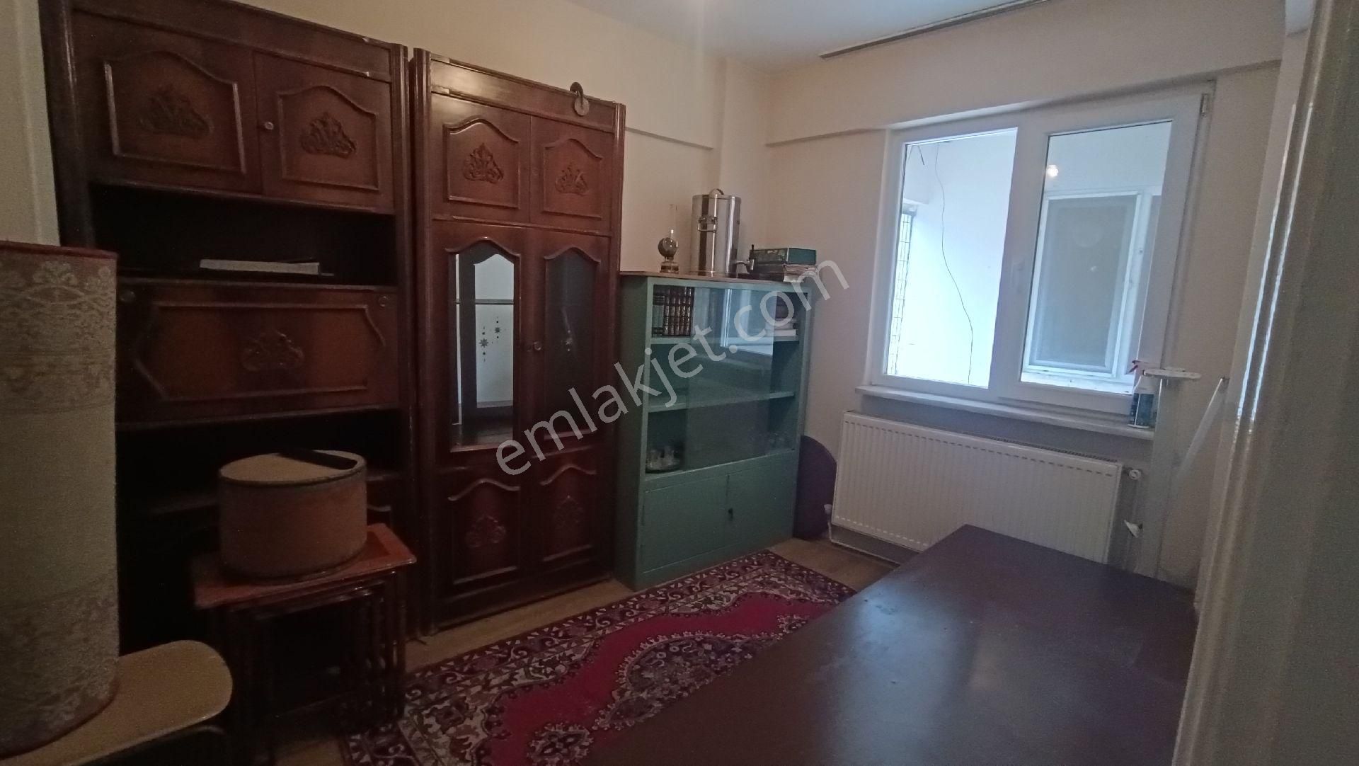 Rt Safir'den Emirsultanda 3+1 Geniş Ferah Kiralık Daire - Görsel 16
