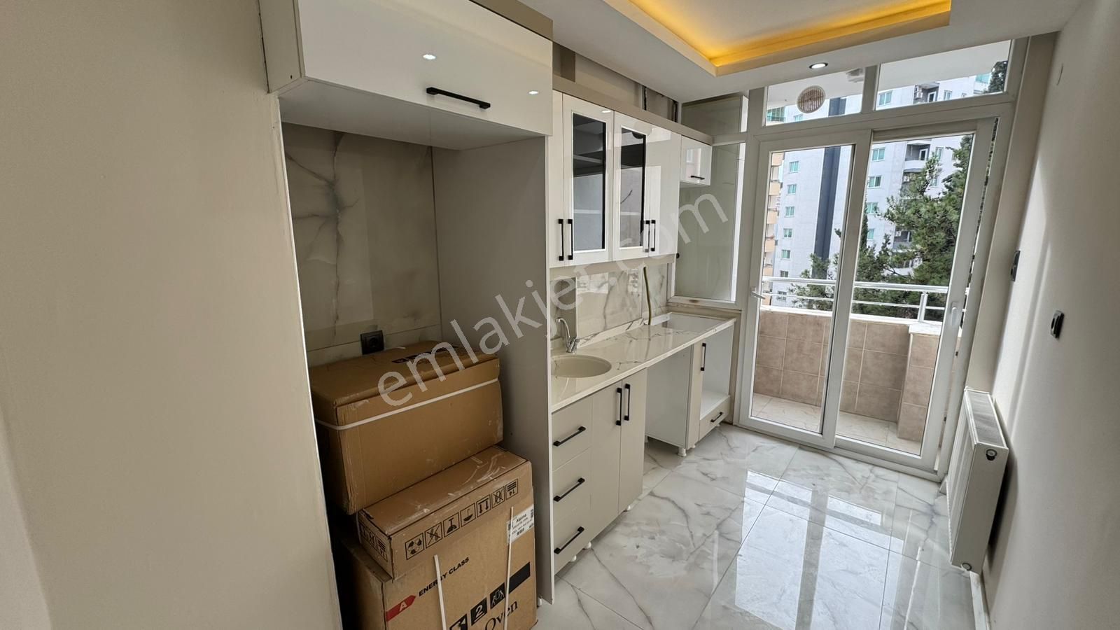 İz'den Güzelyalı'da 3+1 Masrafsız Kupon Daire - Görsel 2