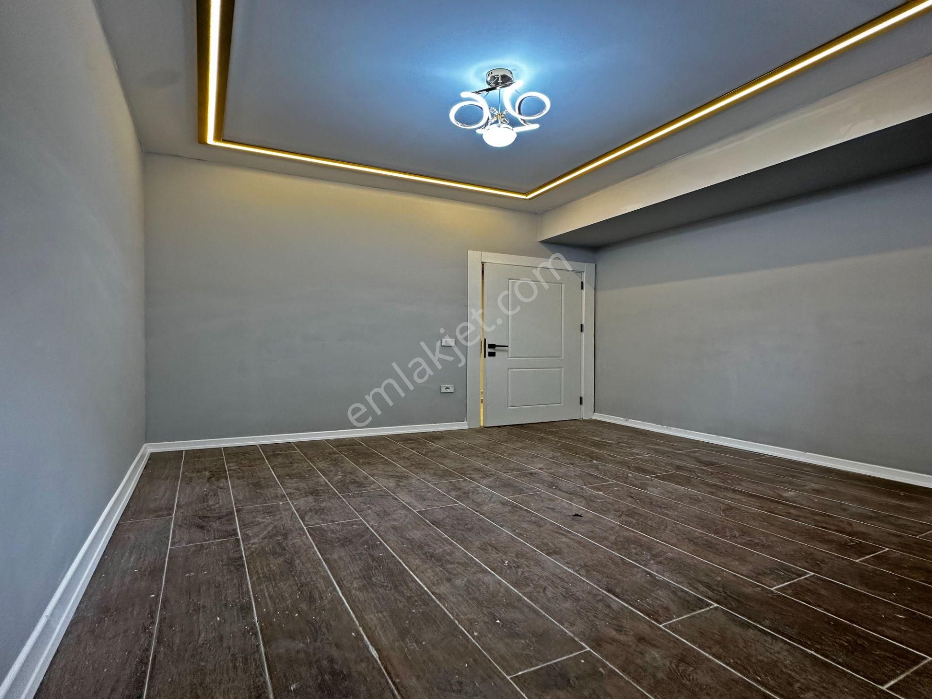 Özgür Yapı'dan Metrobüse Yakın İçi Ful Dekorlu Satılık Daire - Görsel 6