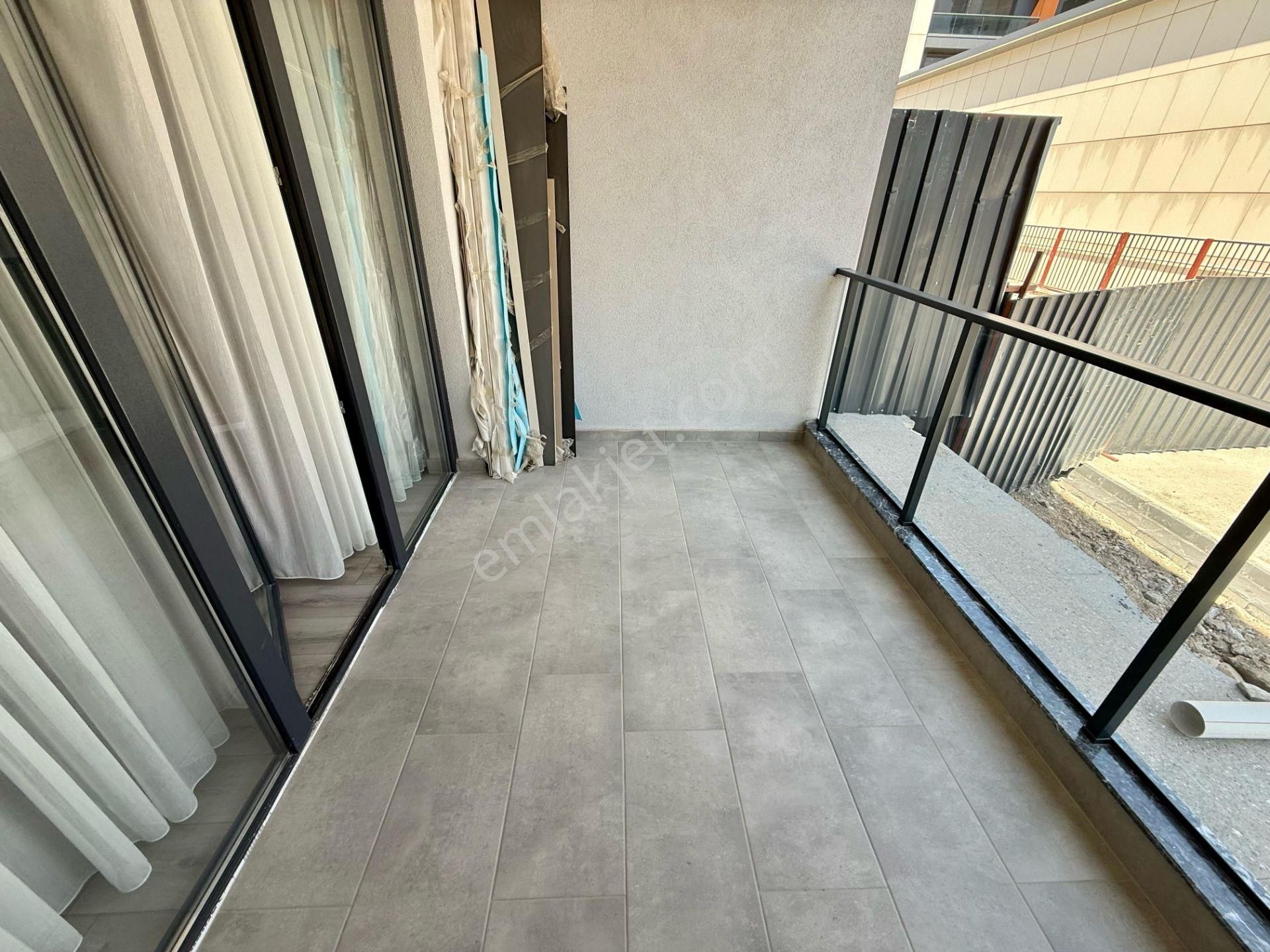 Kalecik Emlak'tan Yerden Isıtma, Asansörlü Teras Balkon Kiler 2+1 95m² - Görsel 28