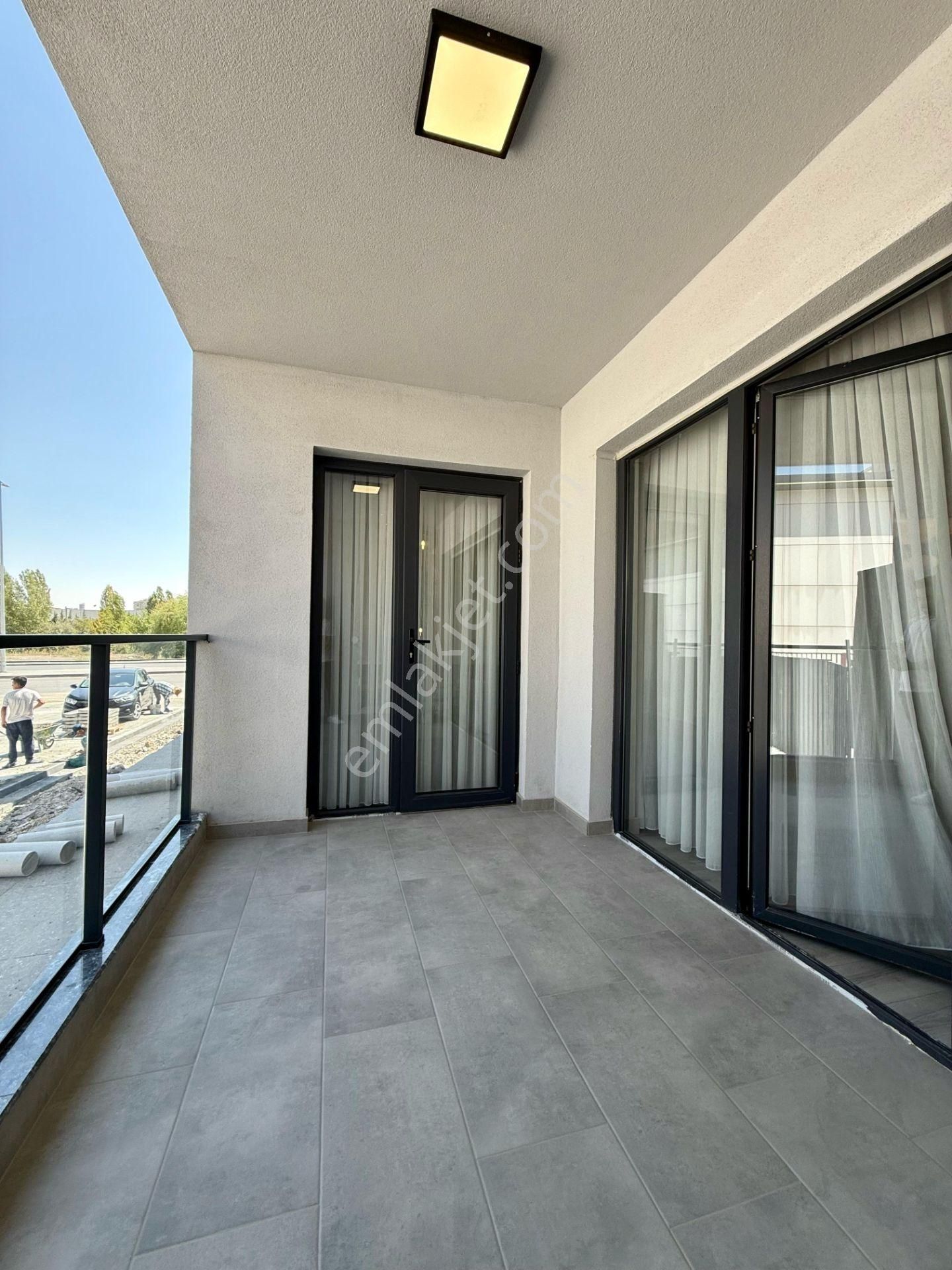 Kalecik Emlak'tan Yerden Isıtma, Asansörlü Teras Balkon Kiler 2+1 95m² - Görsel 27