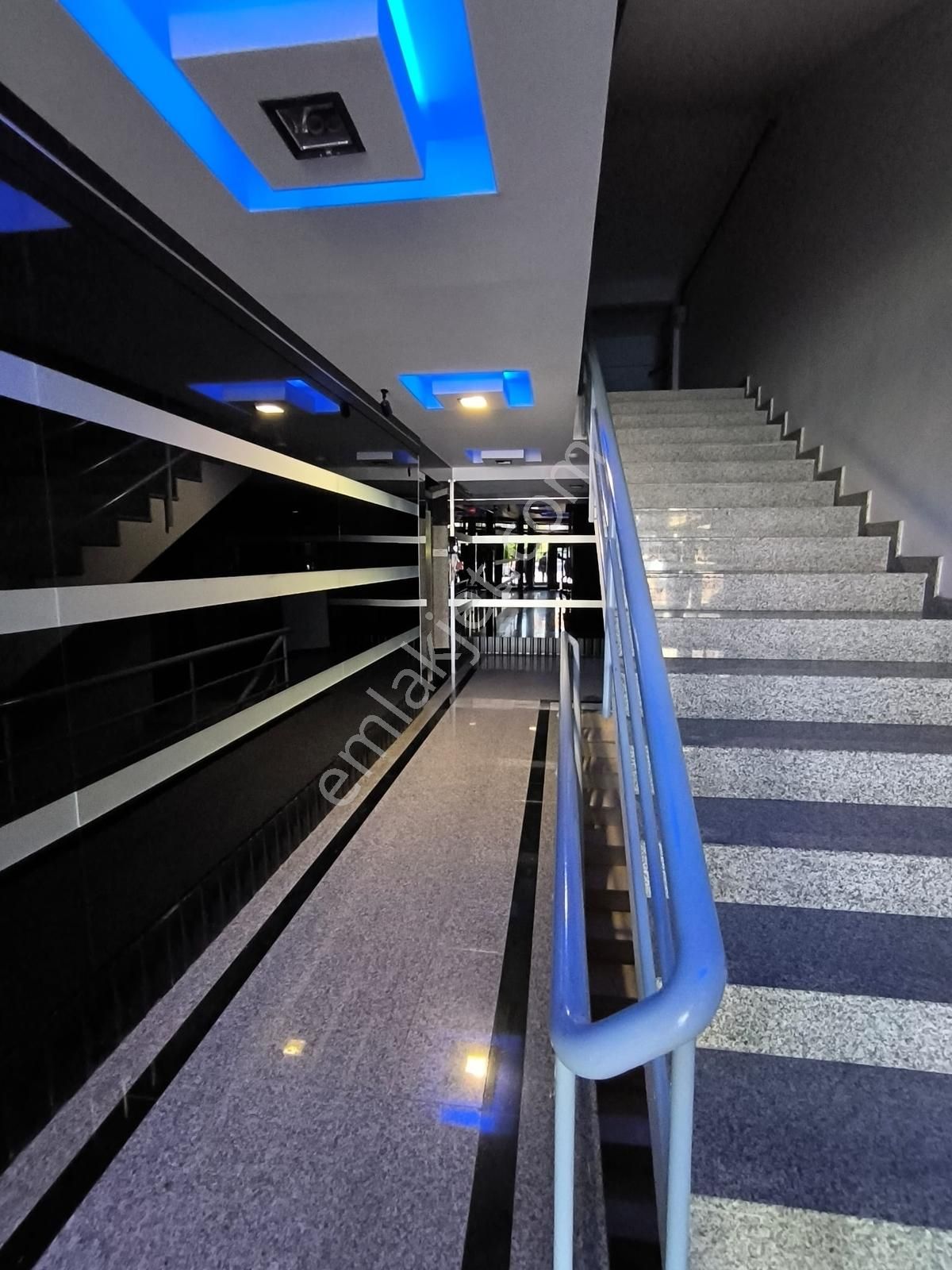 Ali Şeker'den Atakum Belediyesi Yaninda Satılık Geniş 3+1 Daire - Görsel 28