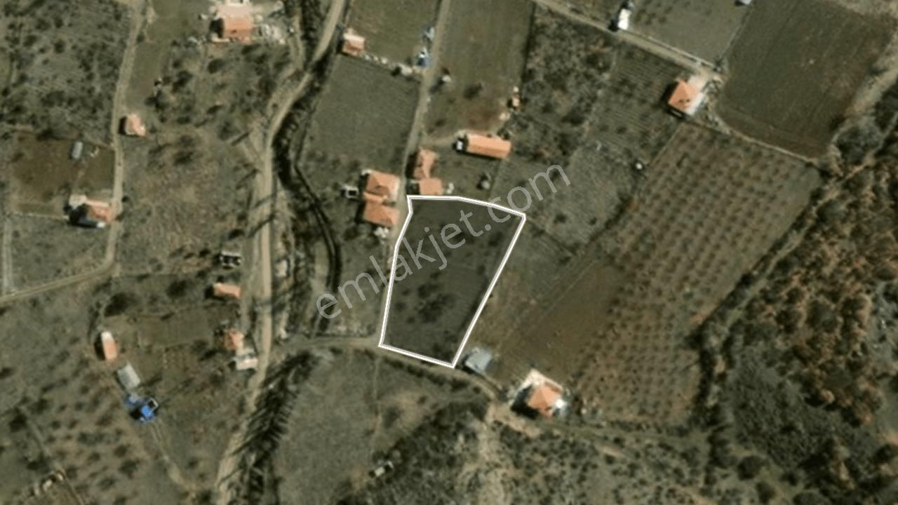 Ali Şeker'den Çorum Merkeze 10 Dakika Satılık Bağ Hissesi - Görsel 9