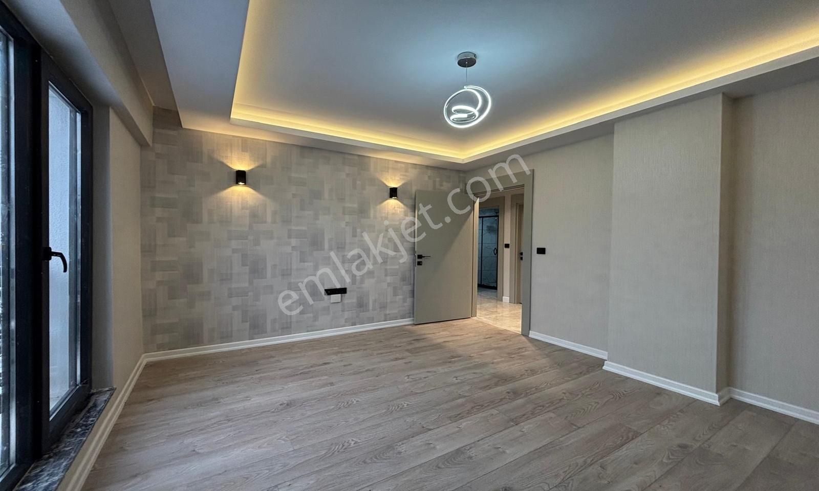 Bulvar'dan Orta Katta Geniş Cepheleri Açık Full Yapılı 3+1 Daire - Görsel 13