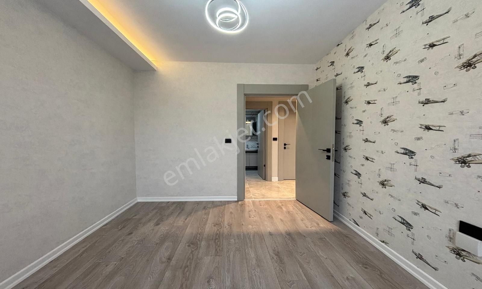 Bulvar'dan Orta Katta Geniş Cepheleri Açık Full Yapılı 3+1 Daire - Görsel 16