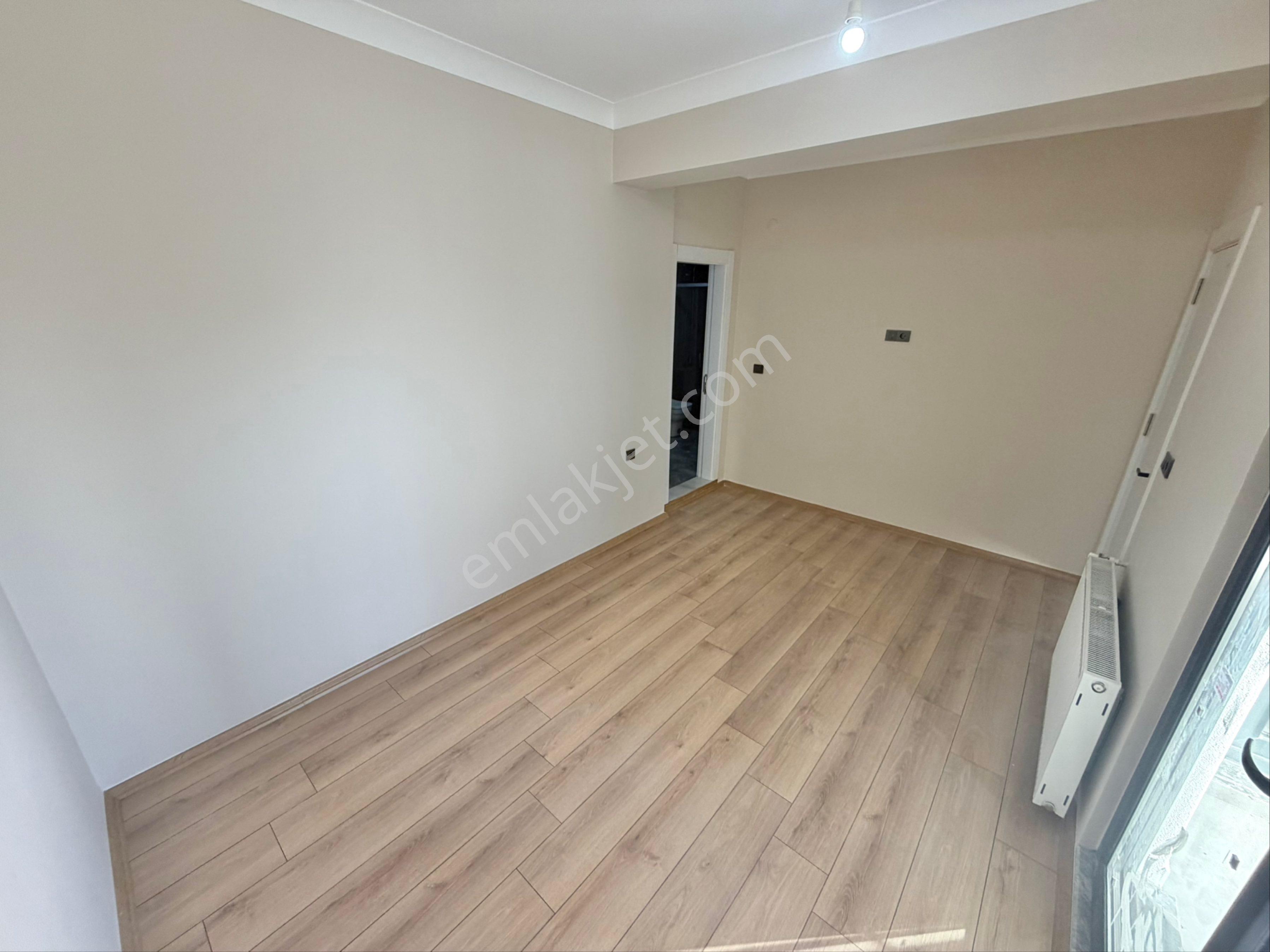 Home And Car'dan Fırsat! Edremitte Ayrı Mutfak 2+1 Dubleks - Görsel 22