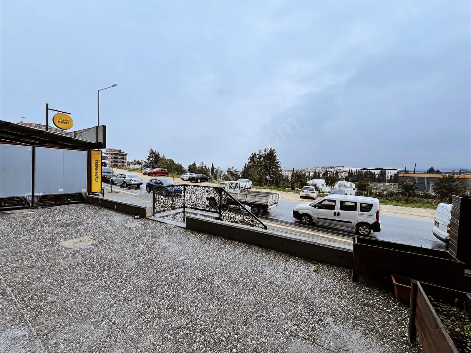 Yaşam Gayrimenkulden Kiralık Dükkan - Görsel 14