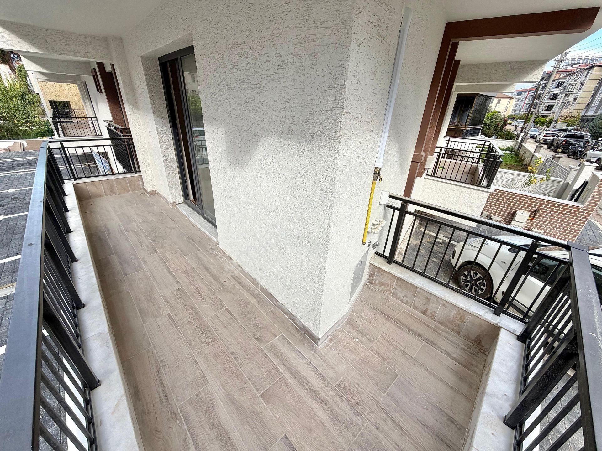 Home And Car'dan Cennetayağın'da Ön Cephe Ebevyn Bny. 2+1 Daire! - Görsel 22