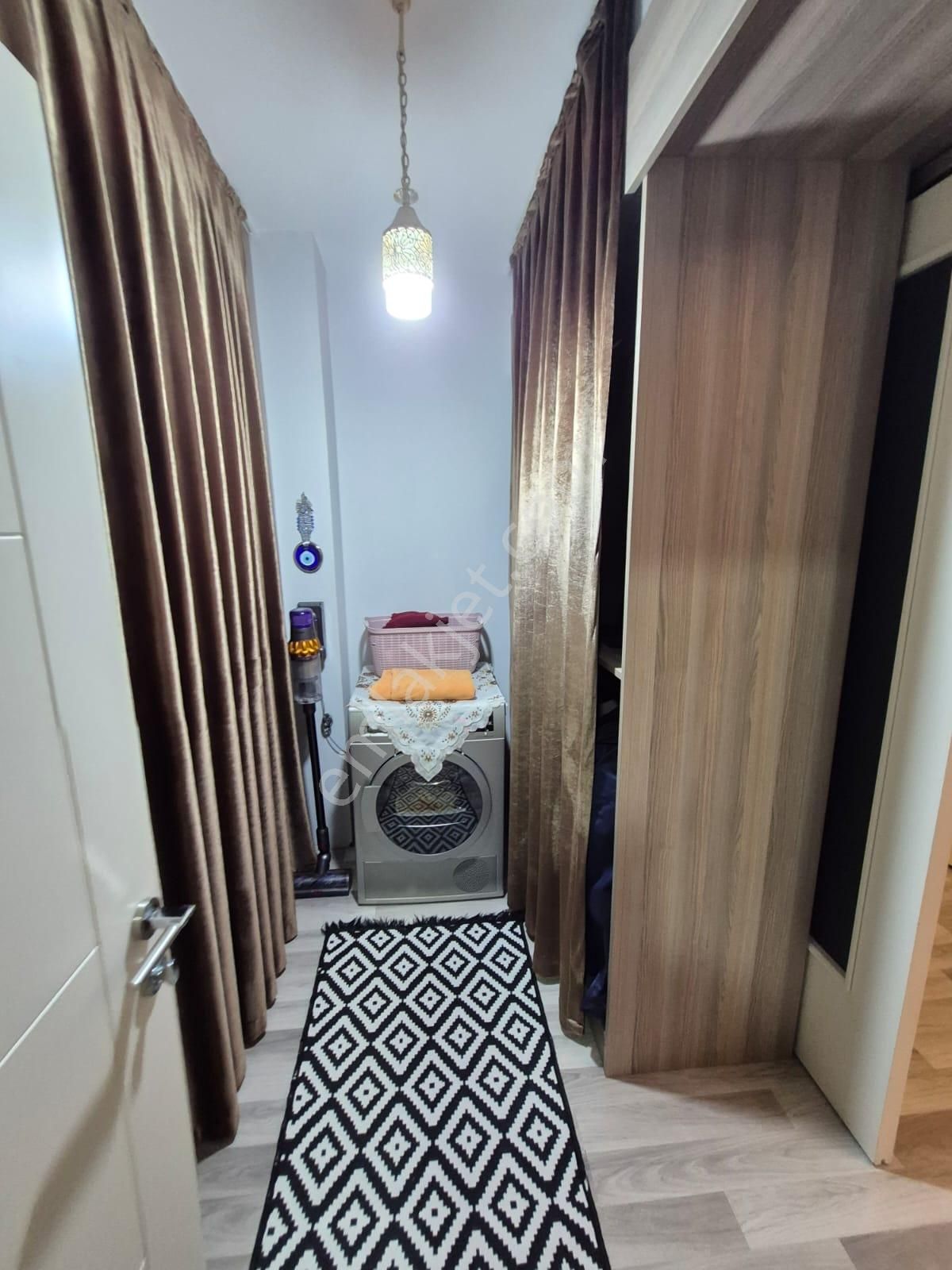 Delux'den Hürriyet Mah.'de Cadde Cepheli Satılık Lux 3+1 Daire - Görsel 15