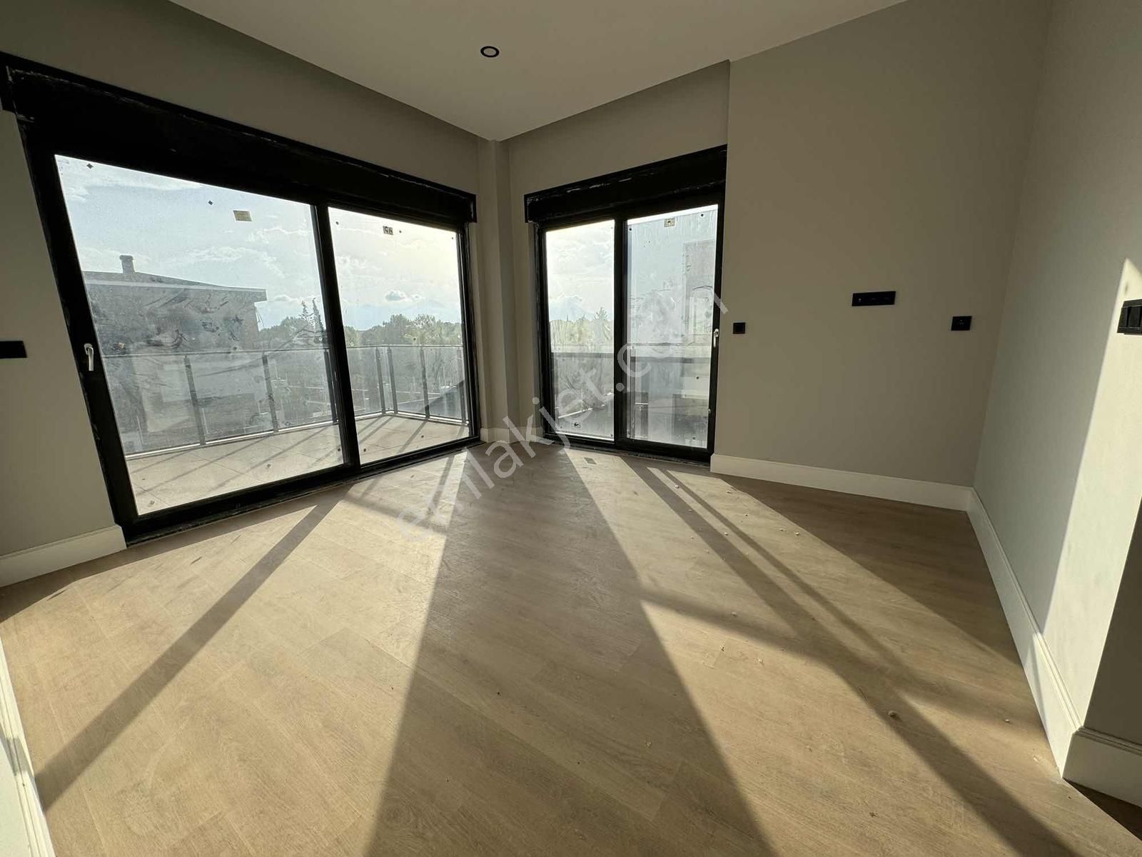 Çıplaklı'da 5+1 Ultra Lüks Yapı Gelip Görmeye Değer Müstakil - Görsel 22