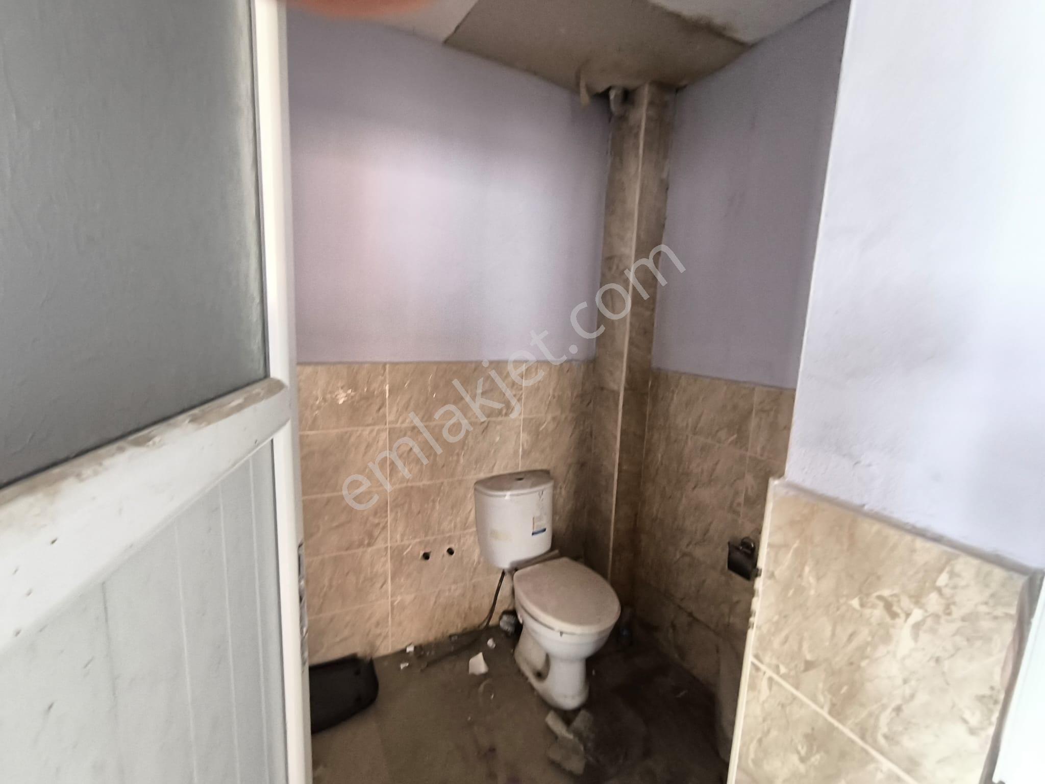 World İlkevim'den Açıksu Caddesin Ana Cadde Üzerinde 5 Katl Kiralıkı İş Binası - Görsel 20