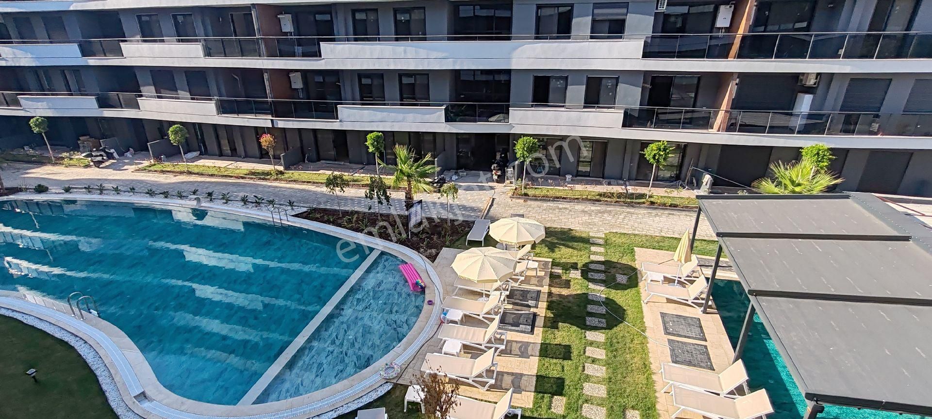 Kuşadası Merkeze Yürüme Mesafesinde Sıfır Proje