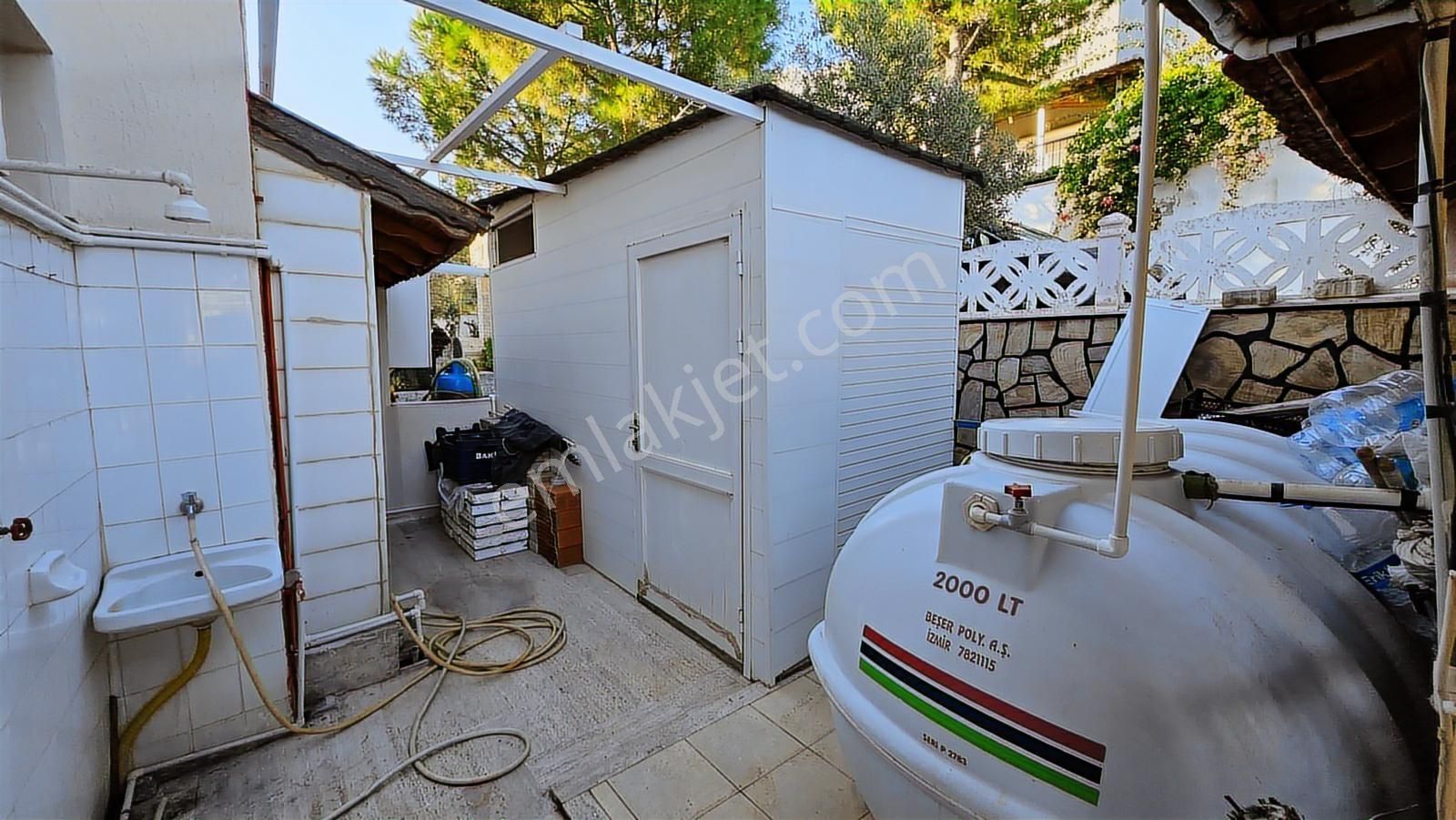 Seferihisar Akarca'da Bahçeli Köşe Konum 6+1 Triblex Villa - Görsel 7