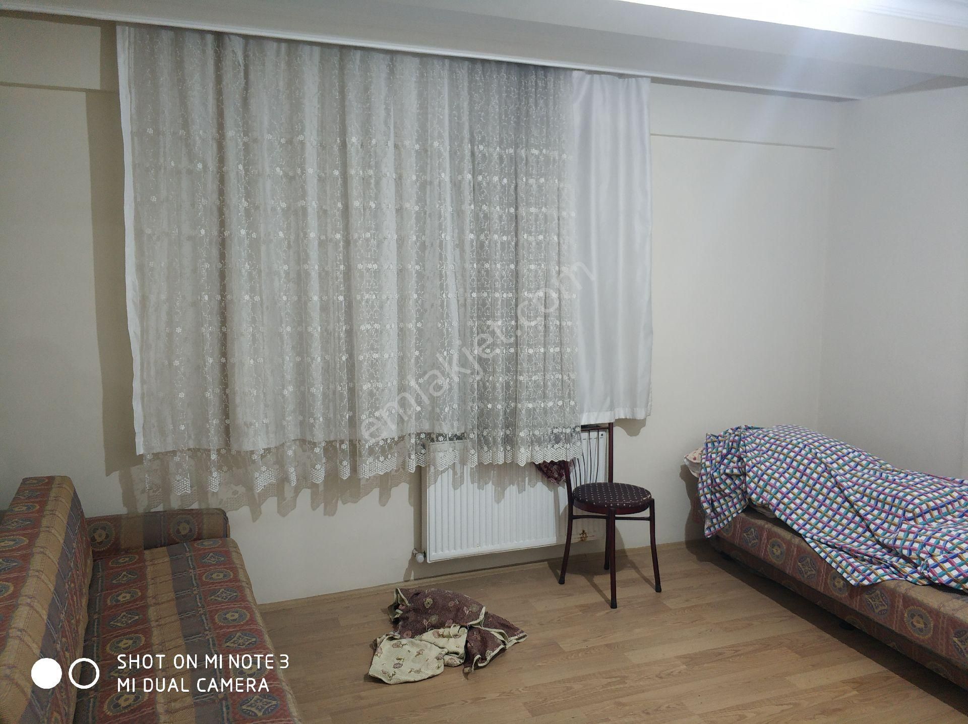 Kumlubel'de Kyk Yurdu Karşısında Kiralık 3+1 Daire - Görsel 3