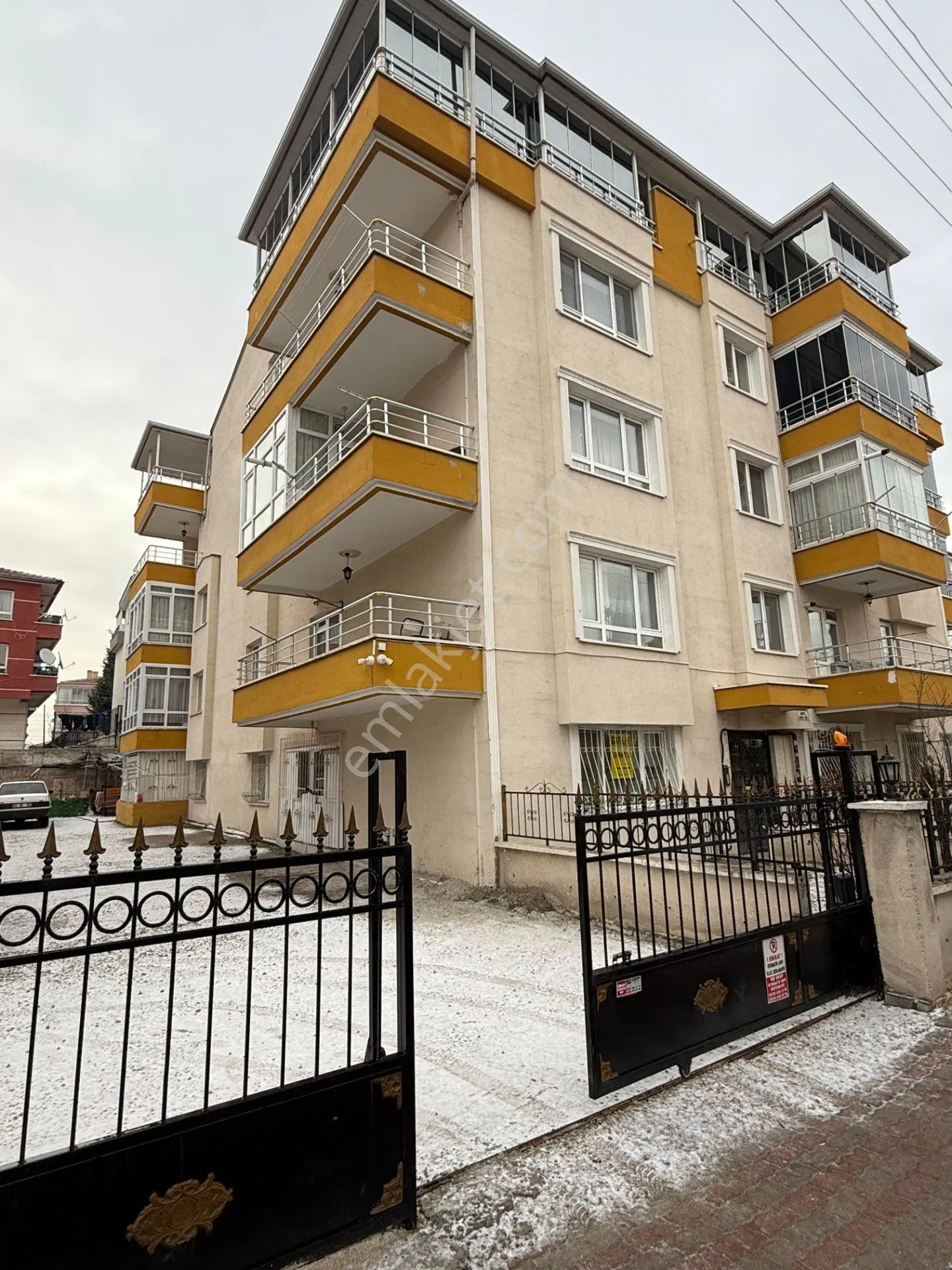 Hayal^den Malazgirt Mh'de Bağımsz Ön Cp. Full Yapılı 3+1 Uygun Fiyatta Daire