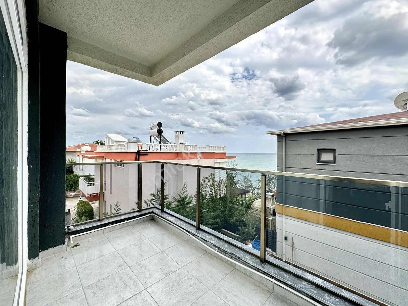 Megeden Denize Sıfır Site İçerisinde Satılık Havuzlu Villa - Görsel 23