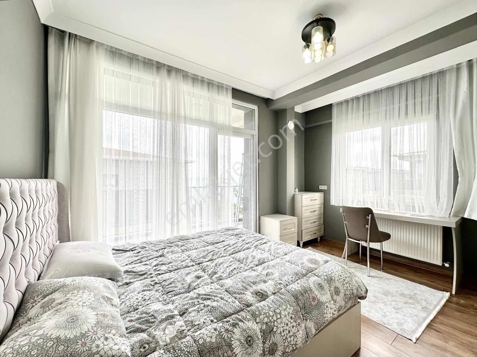 Megeden Denize Sıfır Site İçerisinde Satılık Havuzlu Villa - Görsel 8