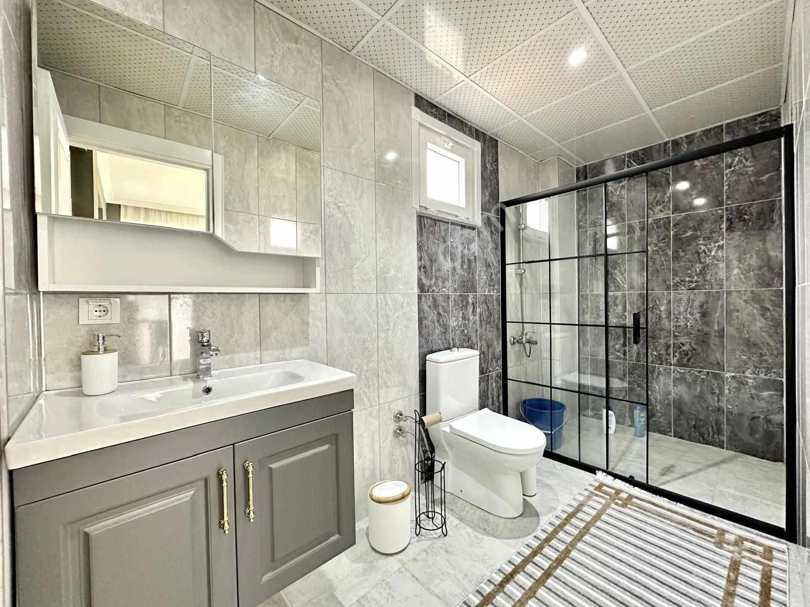 Megeden Denize Sıfır Site İçerisinde Satılık Havuzlu Villa - Görsel 26