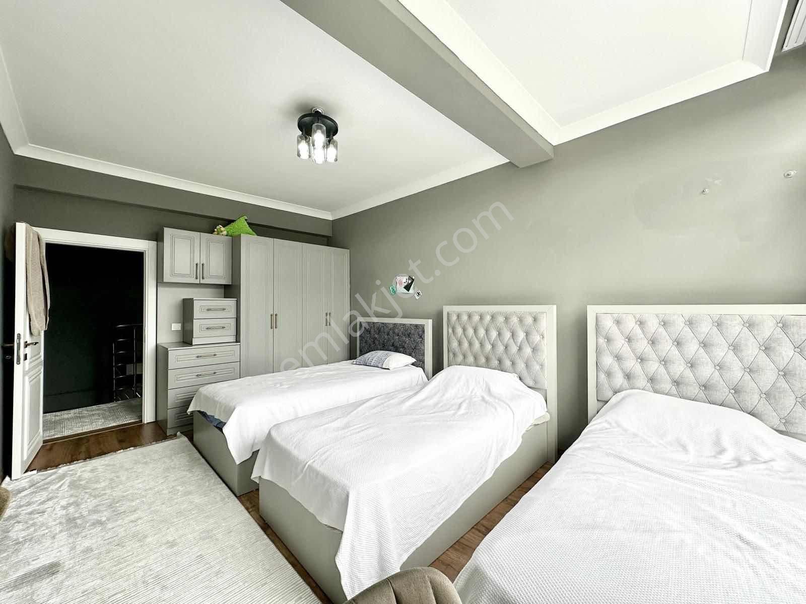 Megeden Denize Sıfır Site İçerisinde Satılık Havuzlu Villa - Görsel 25