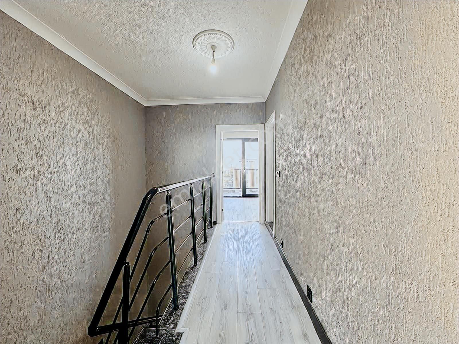Megeden Yeniçiftlikte Yola Cepheli Satılık Villa - Görsel 28