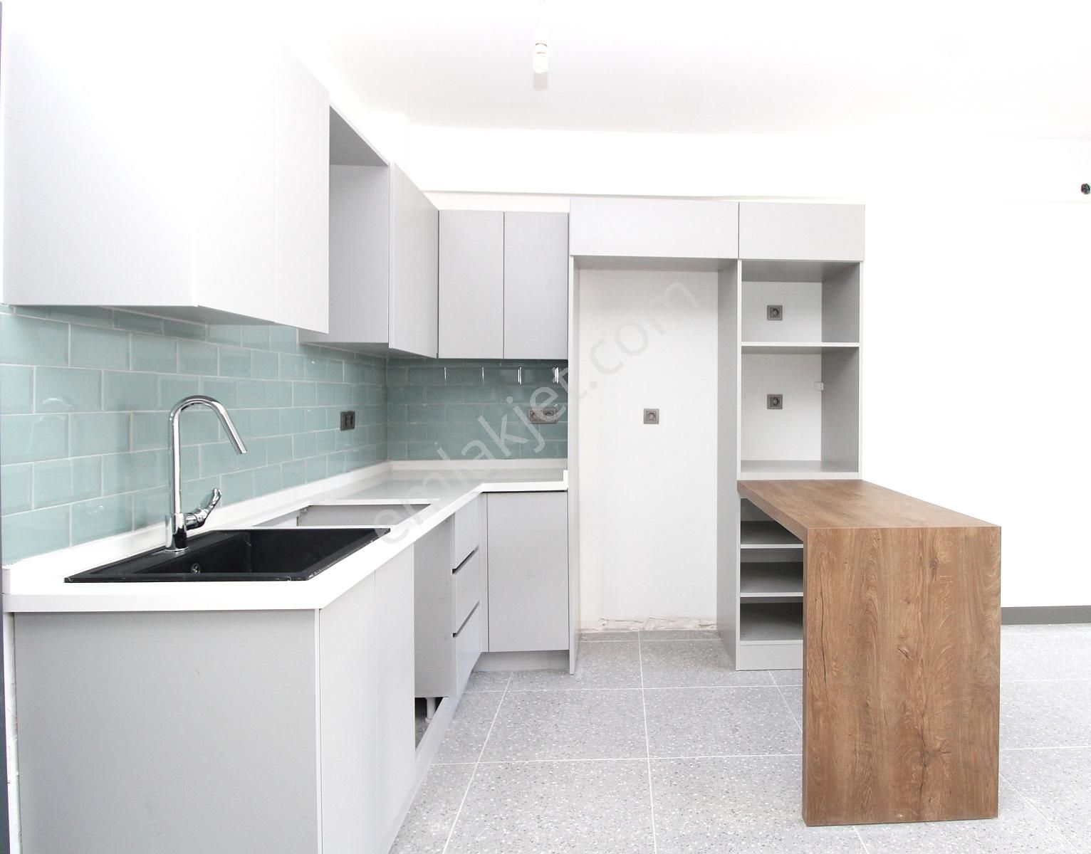 Havuzlu Sitede İçi Yenilenmiş 1+1 Daire | Tekce - Görsel 5