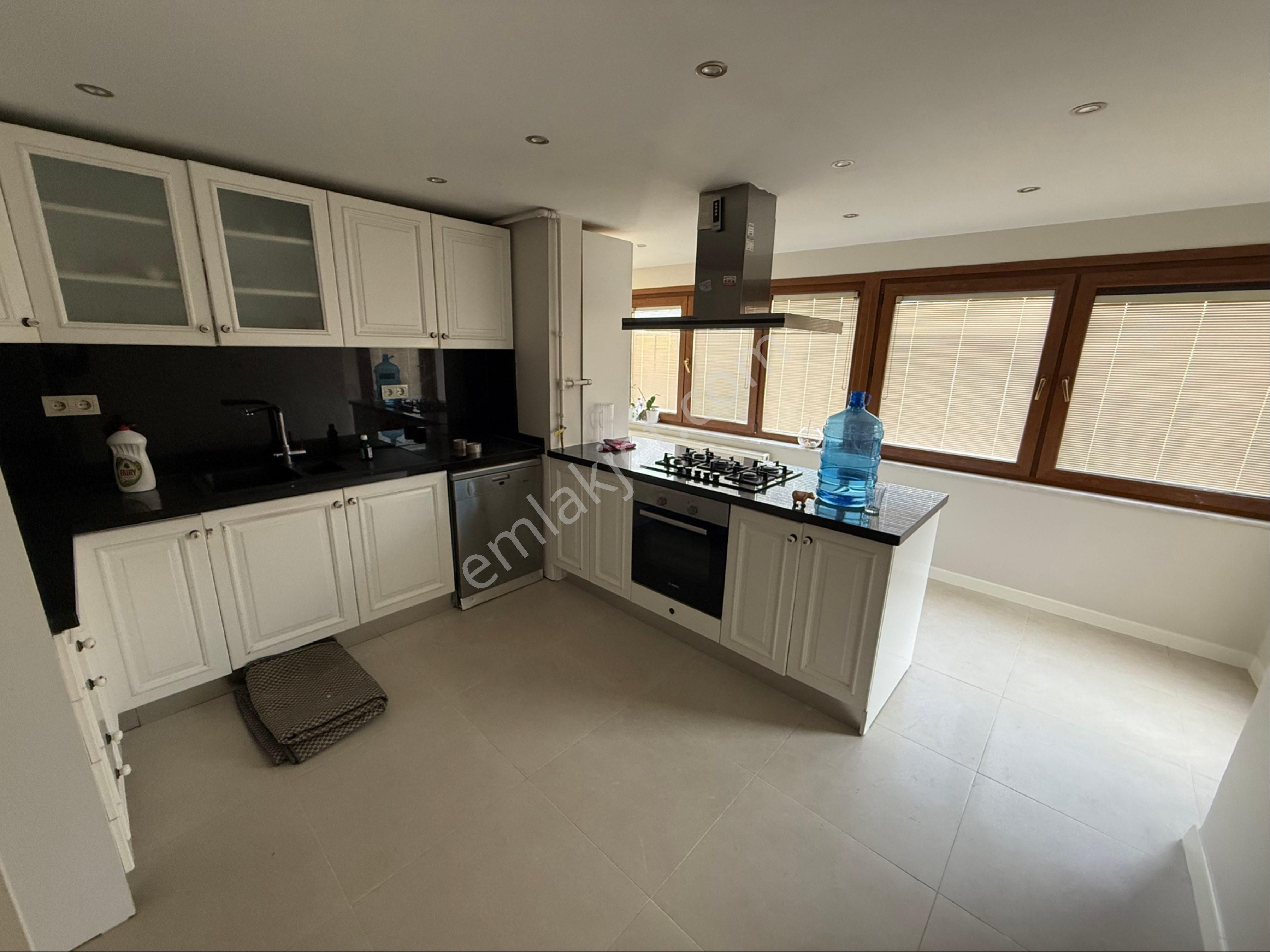 Altunizade 3+1 Boş Manzaralı Daire - Görsel 29