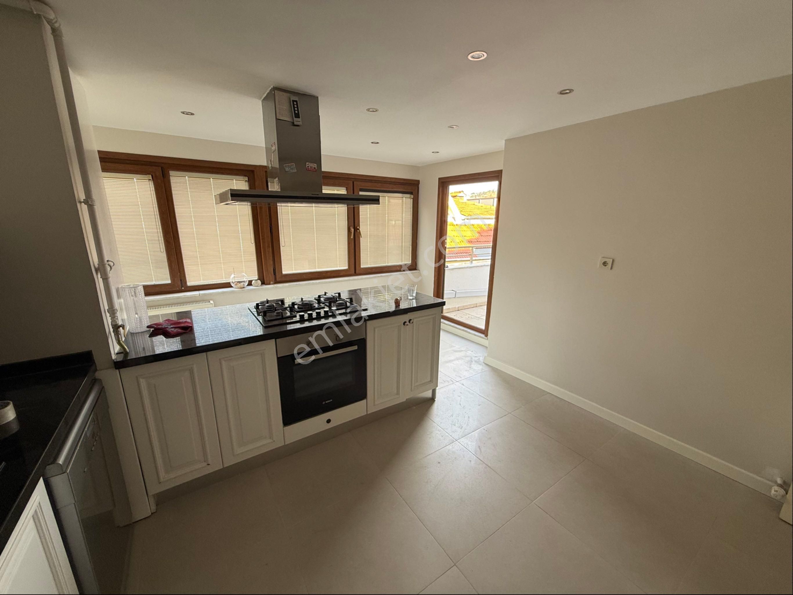 Altunizade 3+1 Boş Manzaralı Daire - Görsel 24