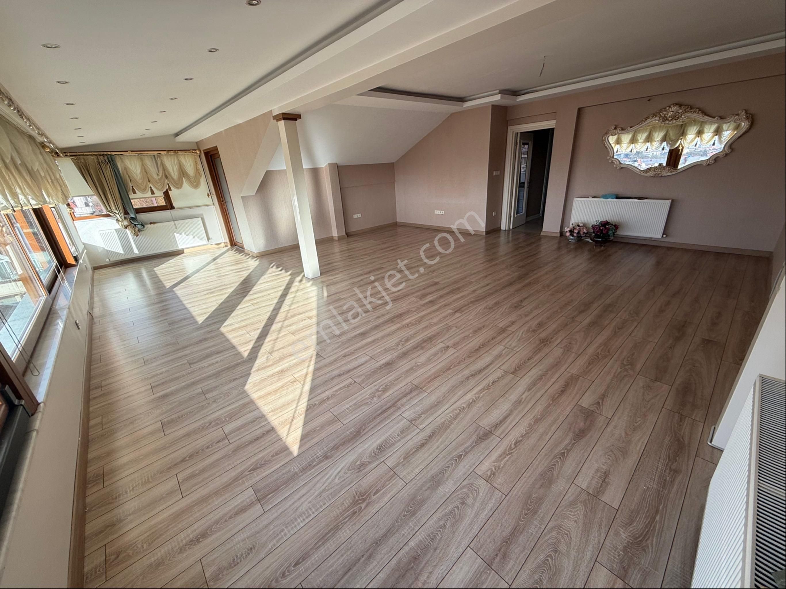 Altunizade 3+1 Boş Manzaralı Daire - Görsel 35