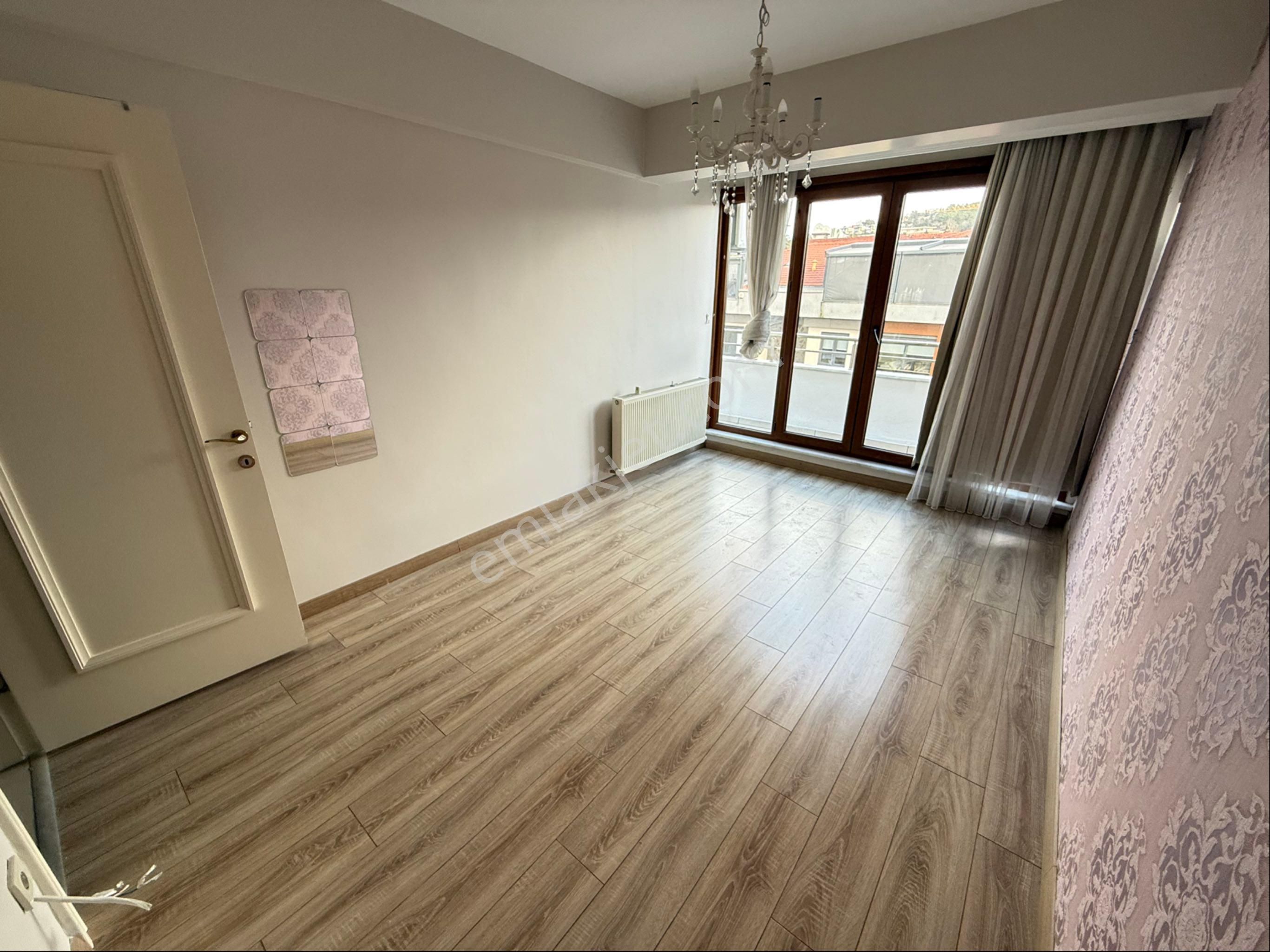 Altunizade 3+1 Boş Manzaralı Daire - Görsel 13