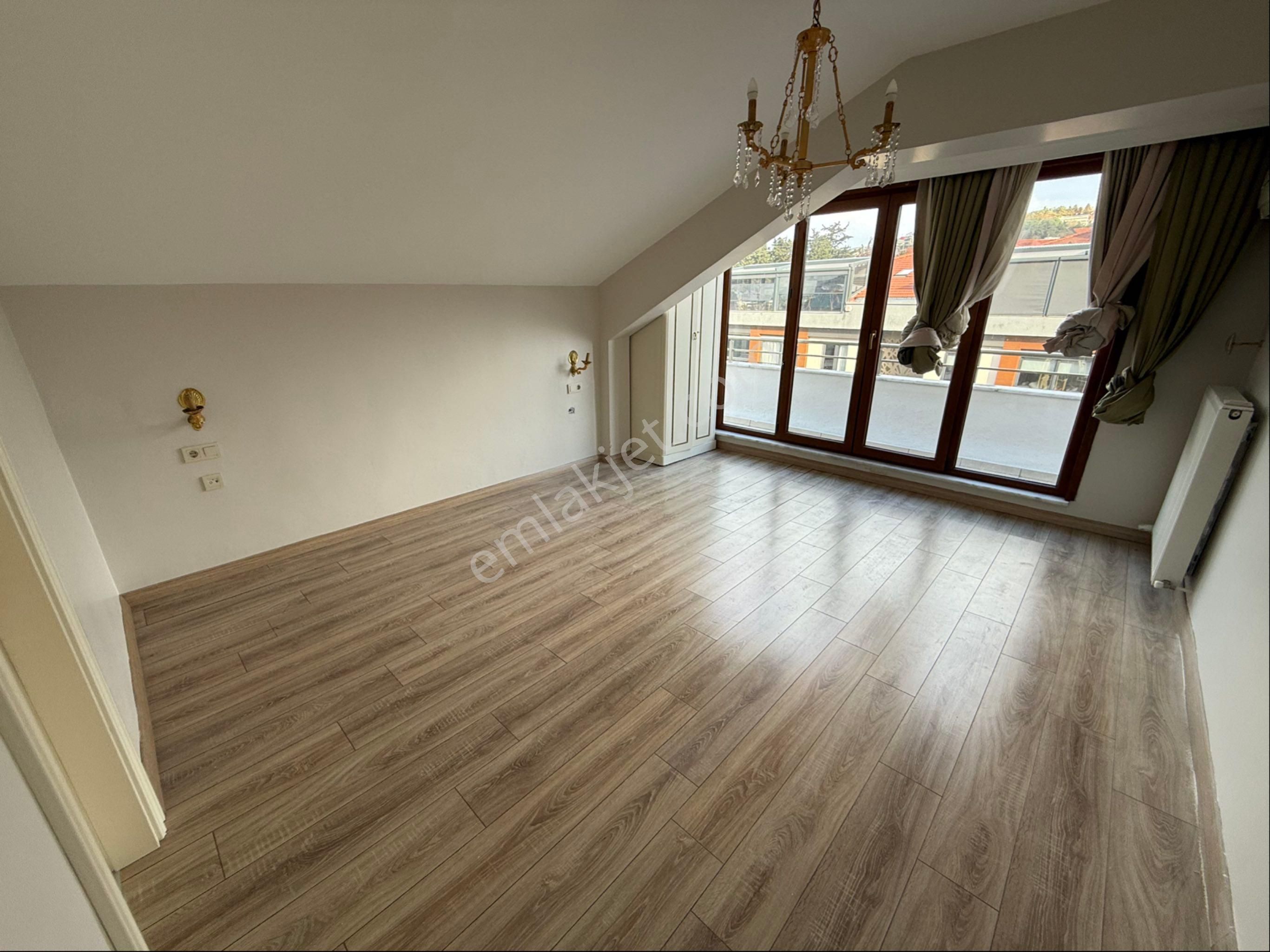 Altunizade 3+1 Boş Manzaralı Daire - Görsel 17