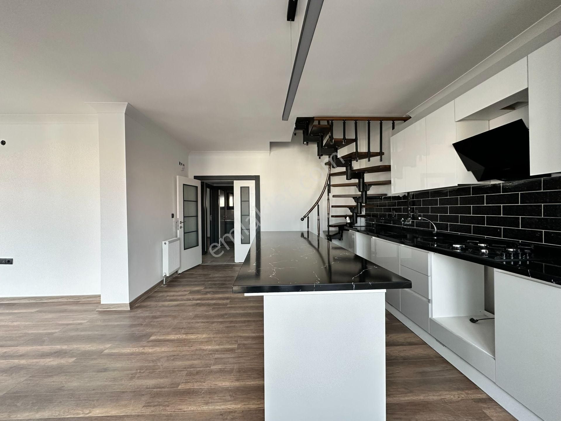 Mehmet Zengin Emlak'tan Hastane Yakını, Ultra Lüks, Sıfır 3.kat 4+1 Dubleks Daire - Görsel 13