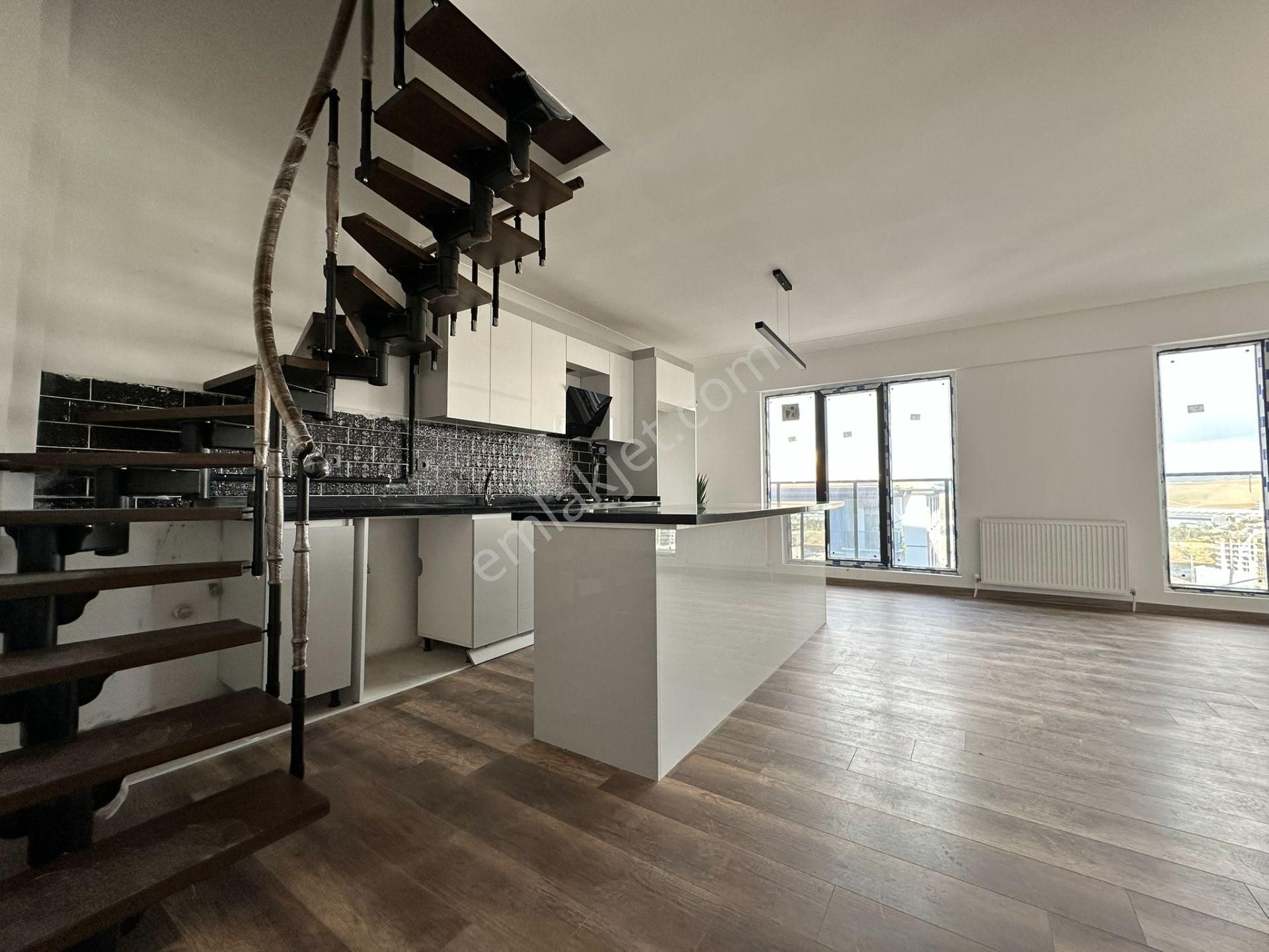 Mehmet Zengin Emlak'tan Hastane Yakını, Ultra Lüks, Sıfır 3.kat 4+1 Dubleks Daire - Görsel 3