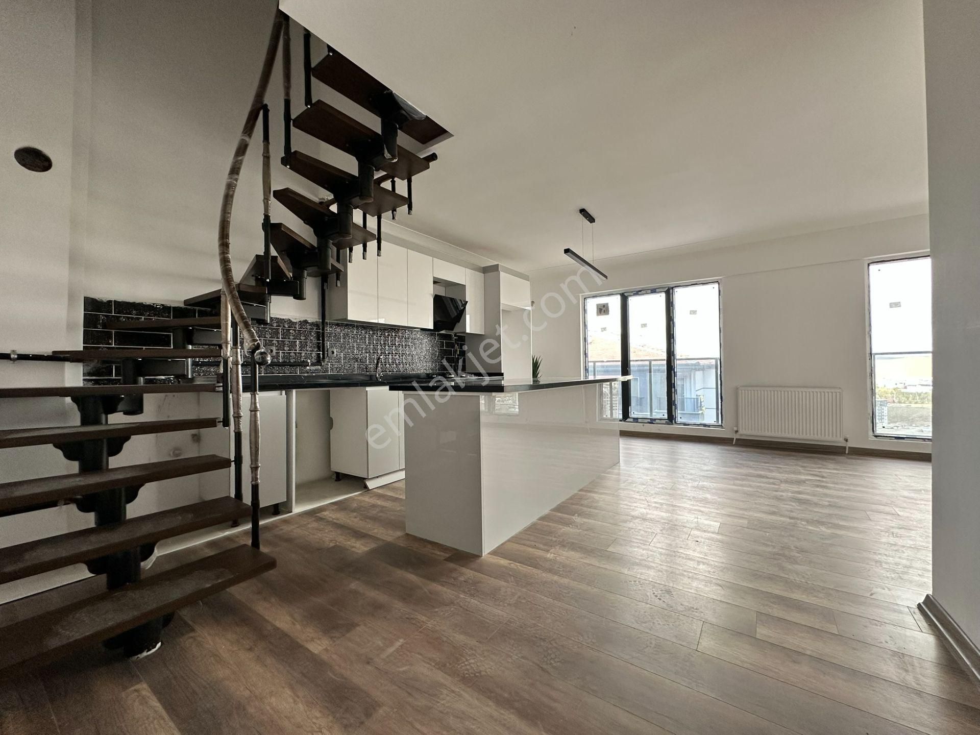 Mehmet Zengin Emlak'tan Hastane Yakını, Ultra Lüks, Sıfır 3.kat 4+1 Dubleks Daire - Görsel 11