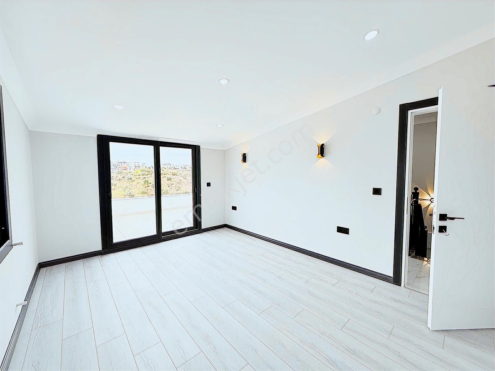 Didim'de Harika Deniz Manzaralı Havuzlu Işıl Işıl Lüks Villa - Görsel 2