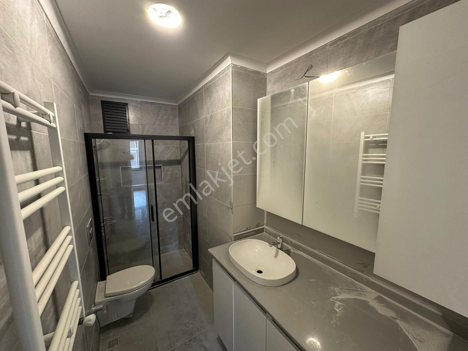 Utkudan Ethemefendi Caddesinde Sıfır Binada 96m2 Net Satılık 3+1 - Görsel 4