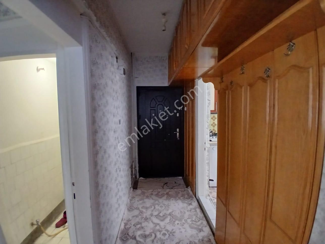 Akçay Emlak'tan Akşehir Mualla Nigar Ortaokulu Civarı Ara Kat Satılık Geniş 2+1 Daire - Görsel 23