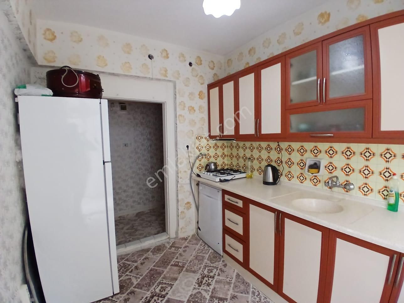 Akçay Emlak'tan Akşehir Mualla Nigar Ortaokulu Civarı Ara Kat Satılık Geniş 2+1 Daire - Görsel 5