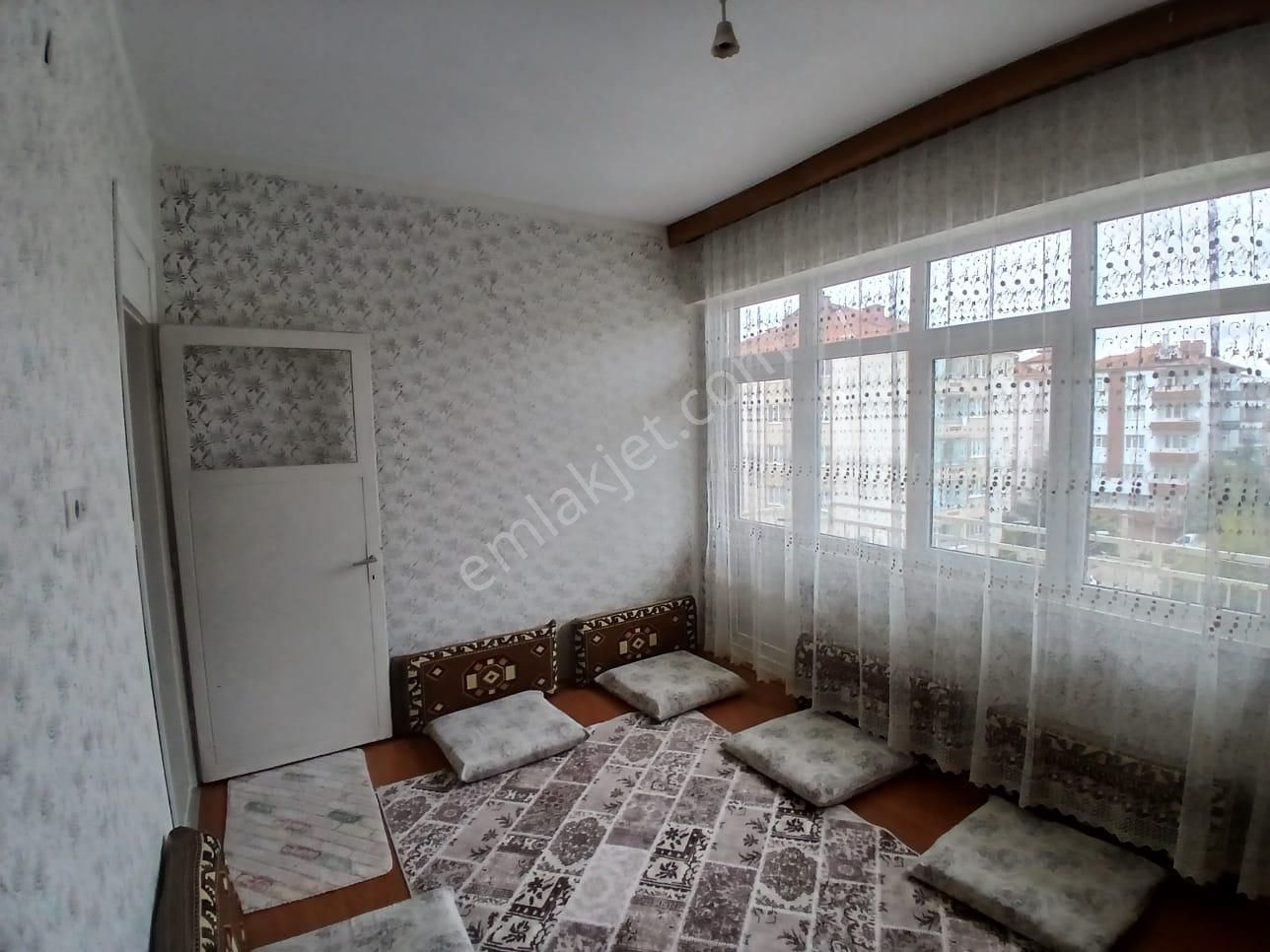 Akçay Emlak'tan Akşehir Mualla Nigar Ortaokulu Civarı Ara Kat Satılık Geniş 2+1 Daire - Görsel 16