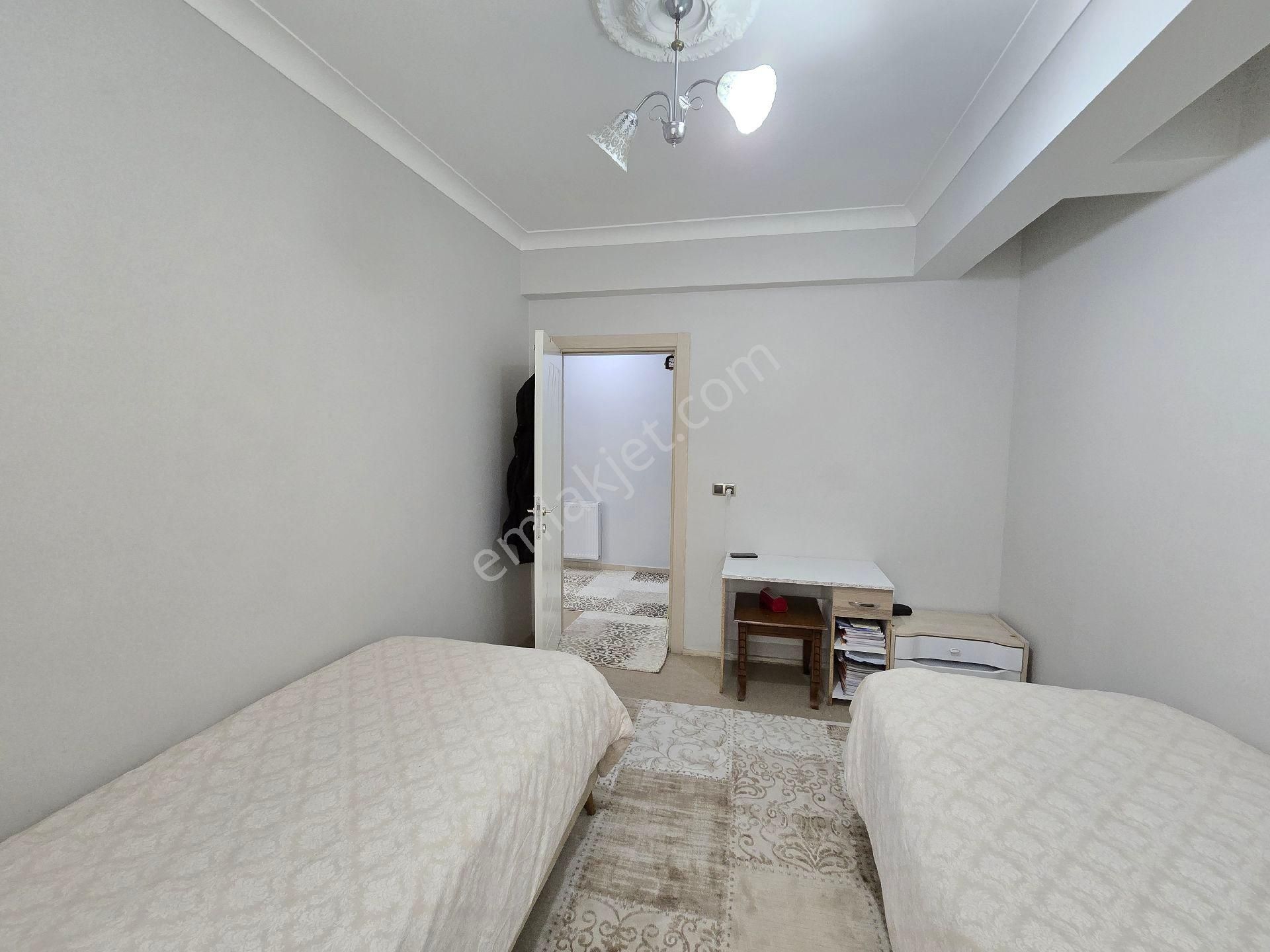 Cadde Seyran'dan Satılık 2+1 120m2 2+1 1.kat Ebeveyn Banyolu - Görsel 6