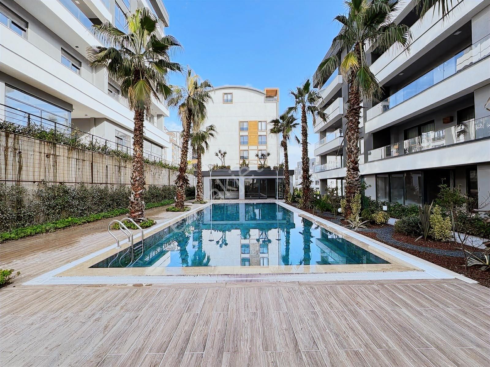 Lookhause Kayapa Bast Forlife Kiralık 3+1 Arakat Lüks Daire