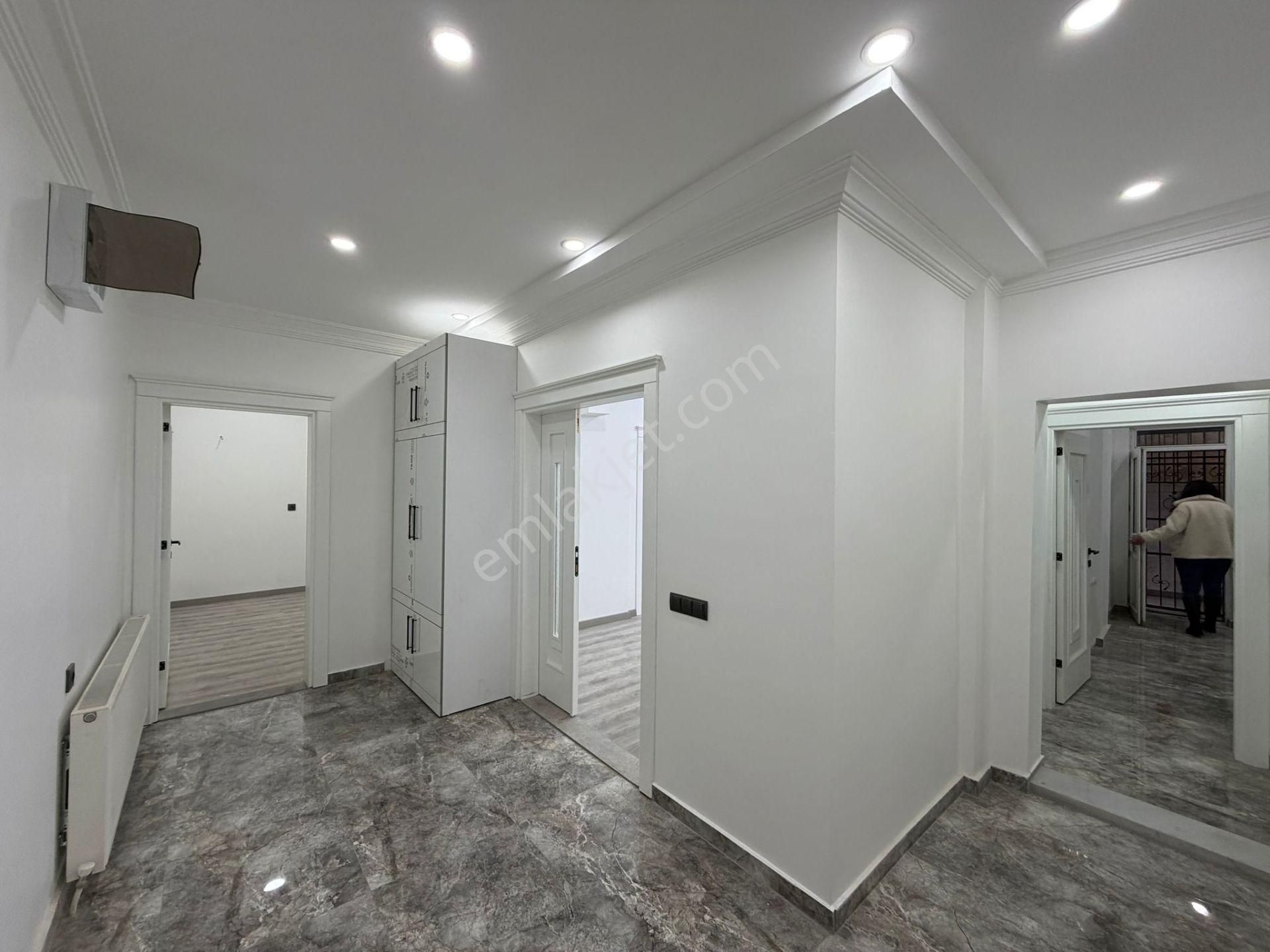 E.gökal Kiralık Çarşı Merkez Giriş Kat 2+1 Yapılı Ofis Şadırvan - Görsel 11