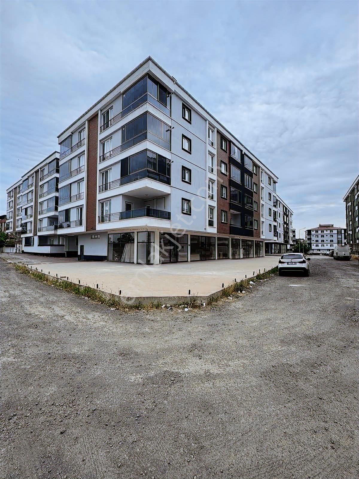 Tekkeköy Kurtuluş Mah 800 M2 Kiracılı Dükkan - Görsel 6