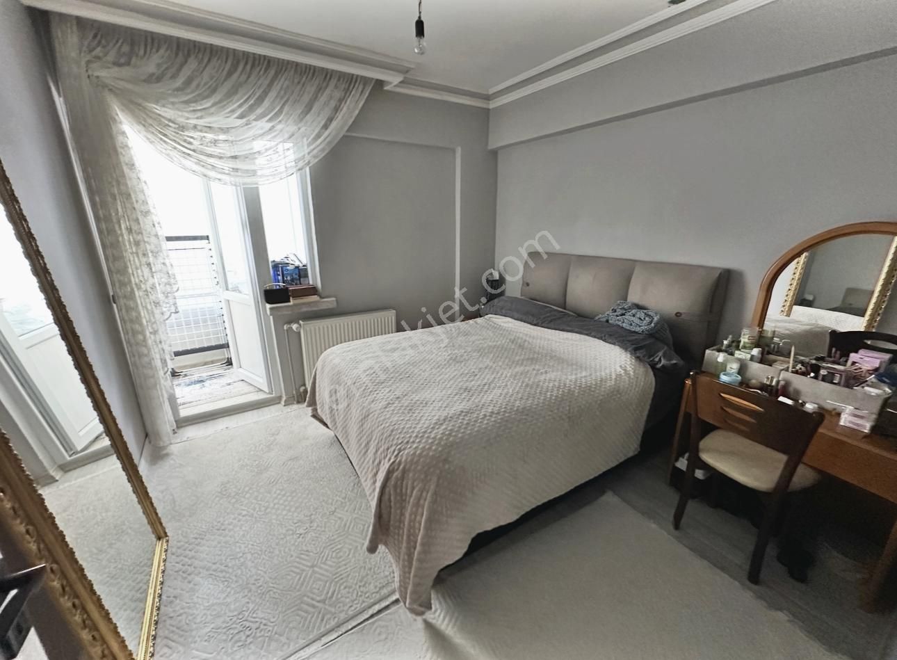 Aşıkveysel Mahallesinde Katta Bağımsız Salon Yapılı 3+1 Satılık Daire - Görsel 15