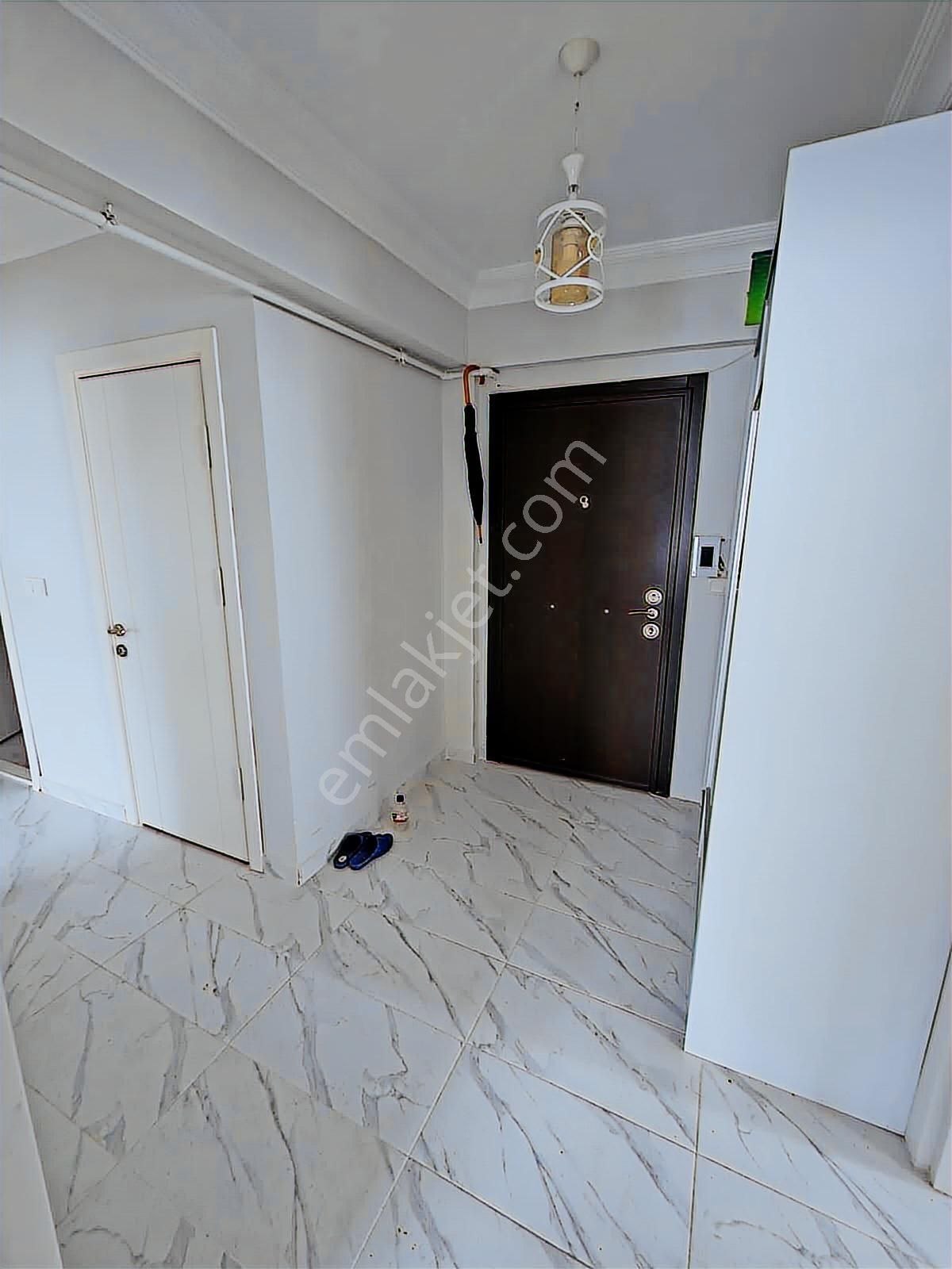 Merkezi Konumda Teraslı Güney Cepheli Kaçırlmaz Fırsat - Görsel 11