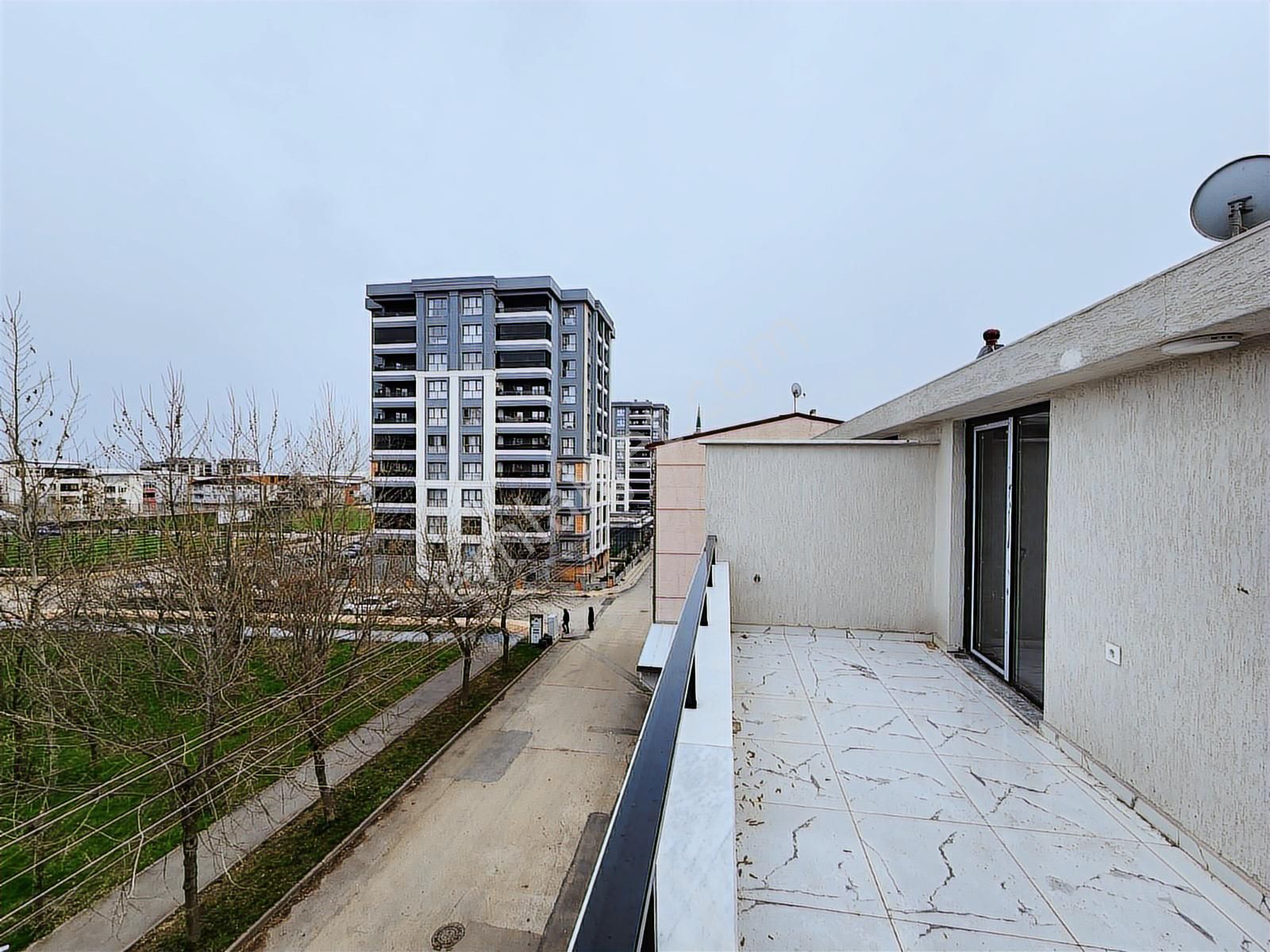 Kayalardan Yunuseli 4+1 Park Cephe Dubleks Daire (pazarlıksız) - Görsel 10
