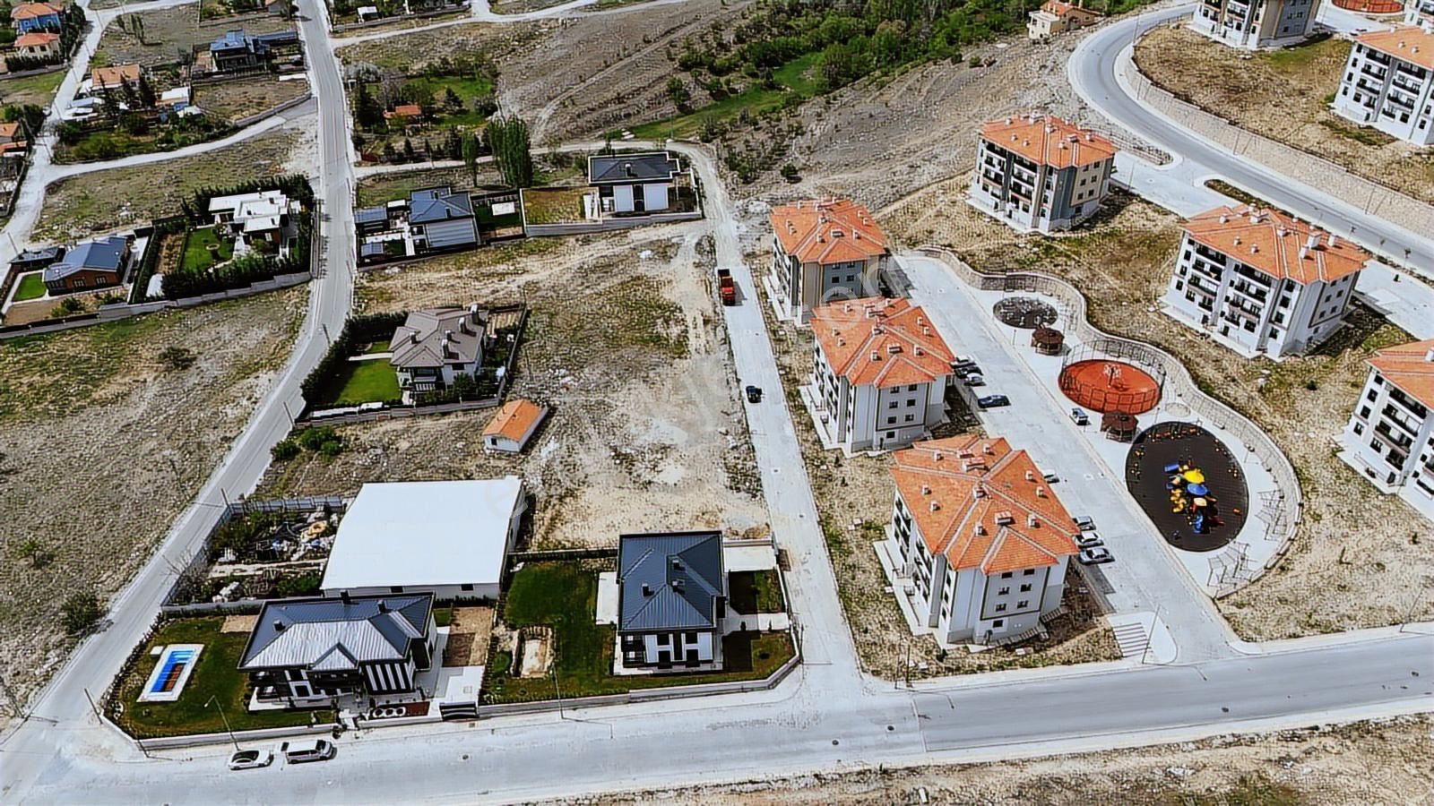 Talha Tozduman'dan Hatıp'ta Müstakil 1000m2 Etrafı Çevrili %30 E - Görsel 7