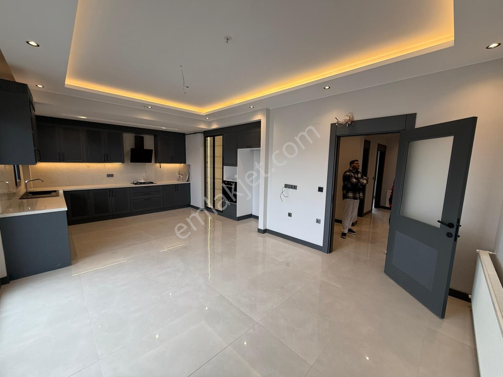 İz'den Yurt Mahallesi'nde Alternatifi Olmayan Ultra Lüx Yapılı Daire - Görsel 2