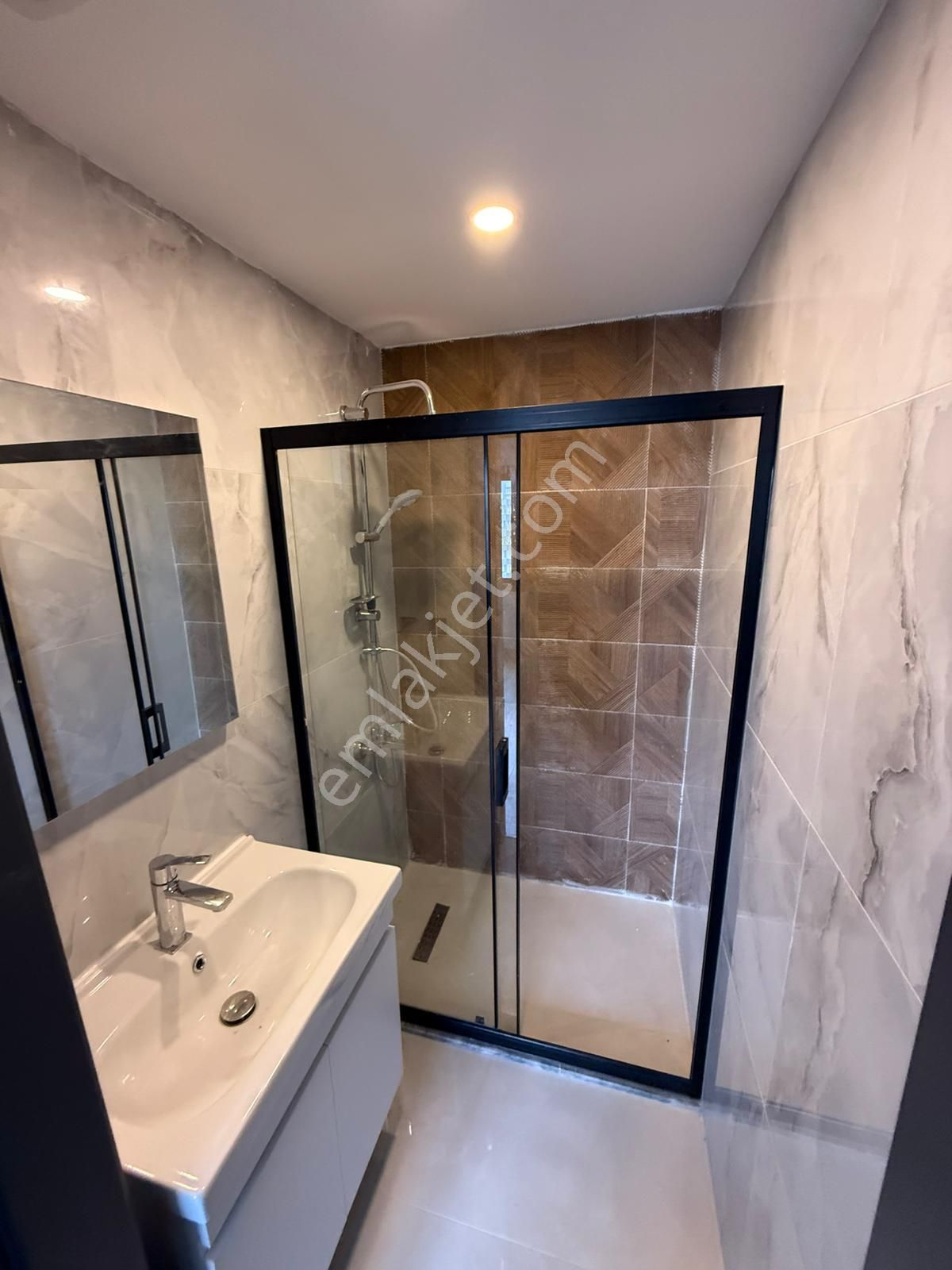 İz'den Yurt Mahallesi'nde Alternatifi Olmayan Ultra Lüx Yapılı Daire - Görsel 23