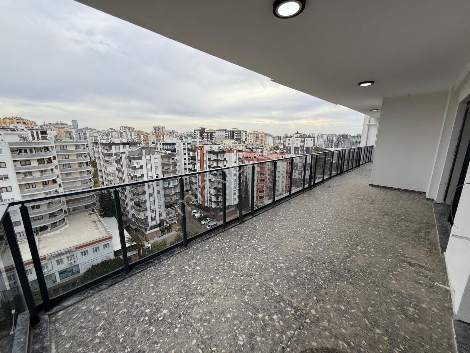 İz'den Yurt Mahallesi'nde Alternatifi Olmayan Ultra Lüx Yapılı Daire - Görsel 27